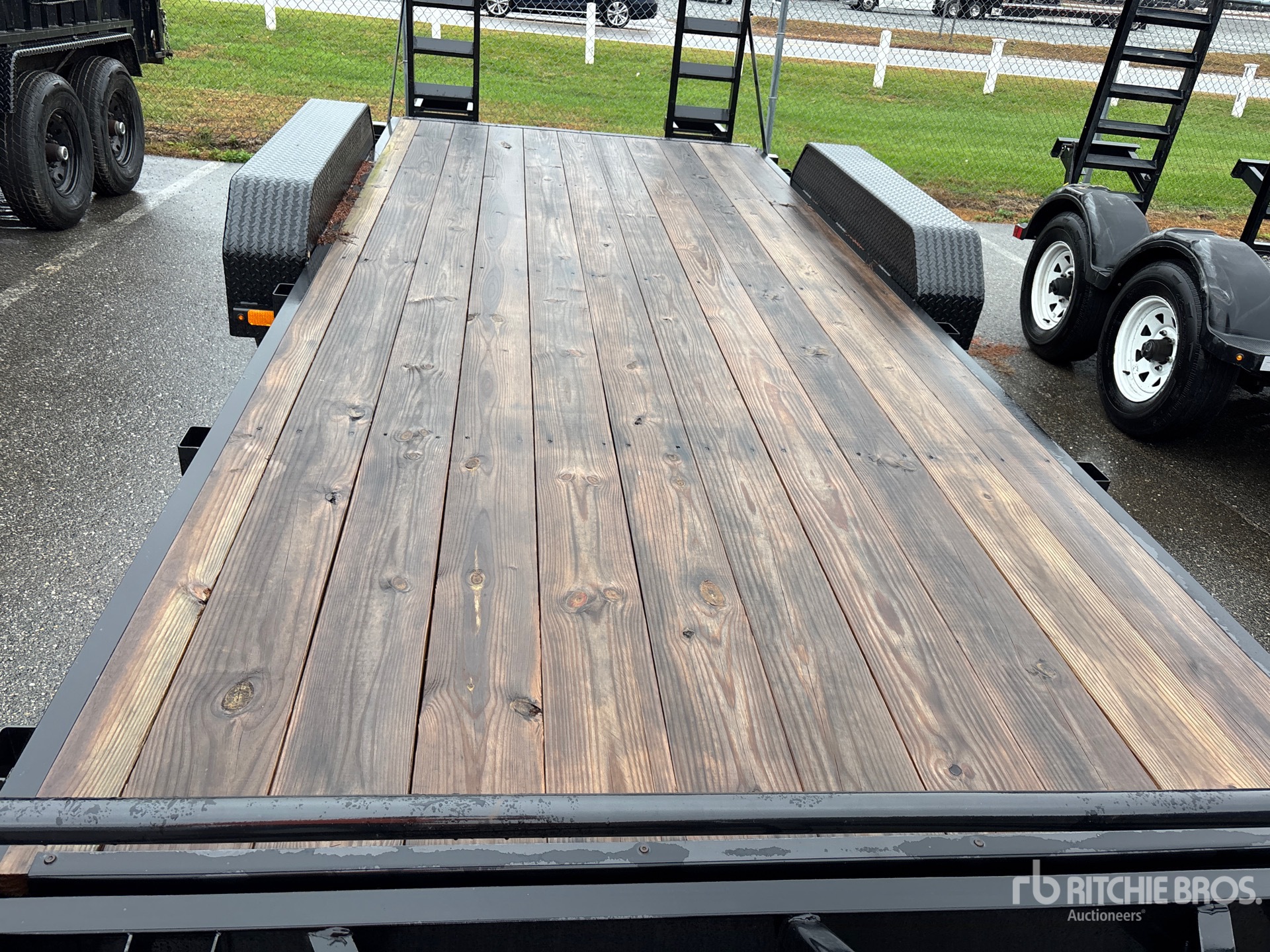 2026 Barrett 5000 lb 18 ft T/A