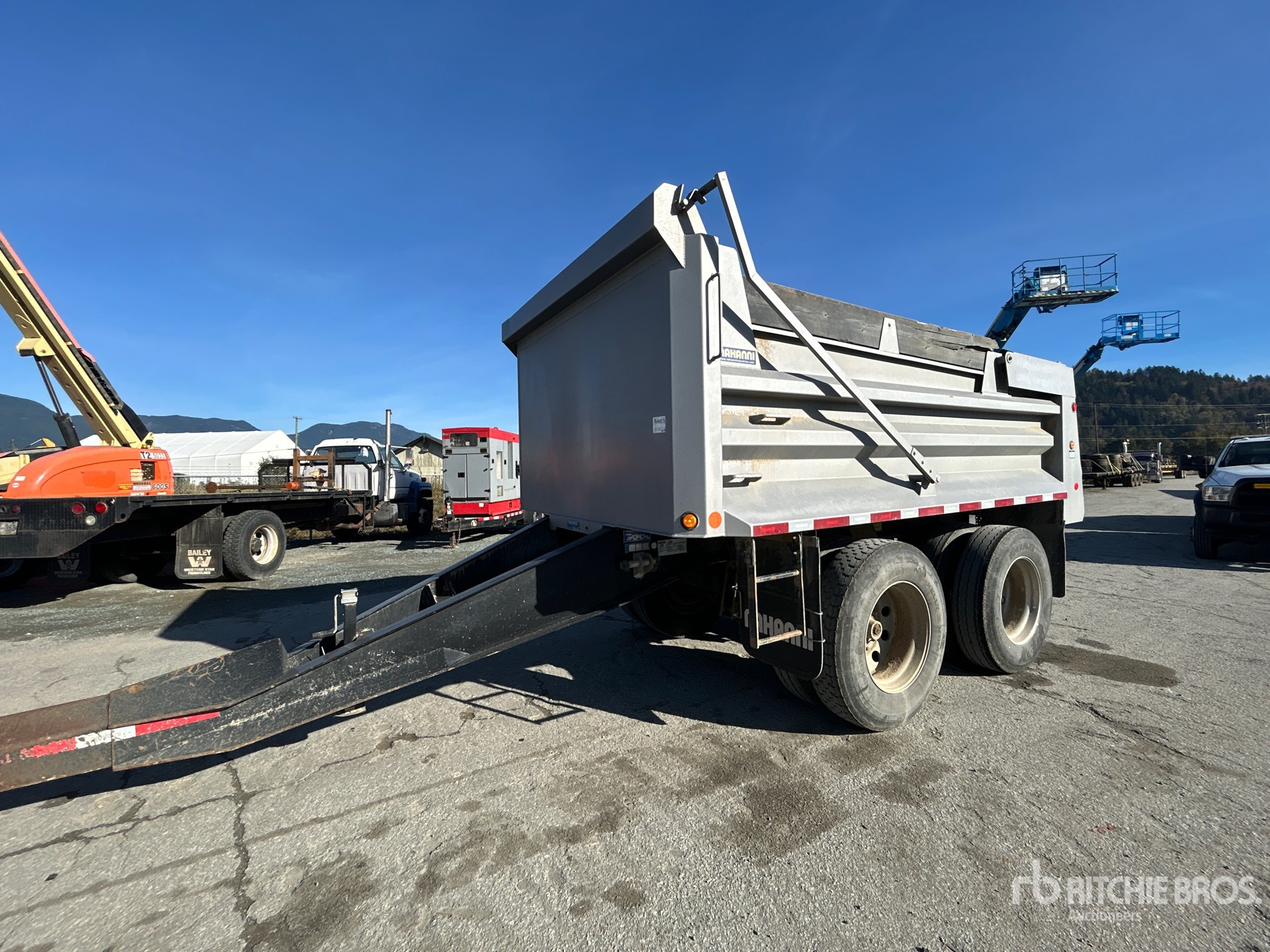 2023 Nahanni 13 ft T/A