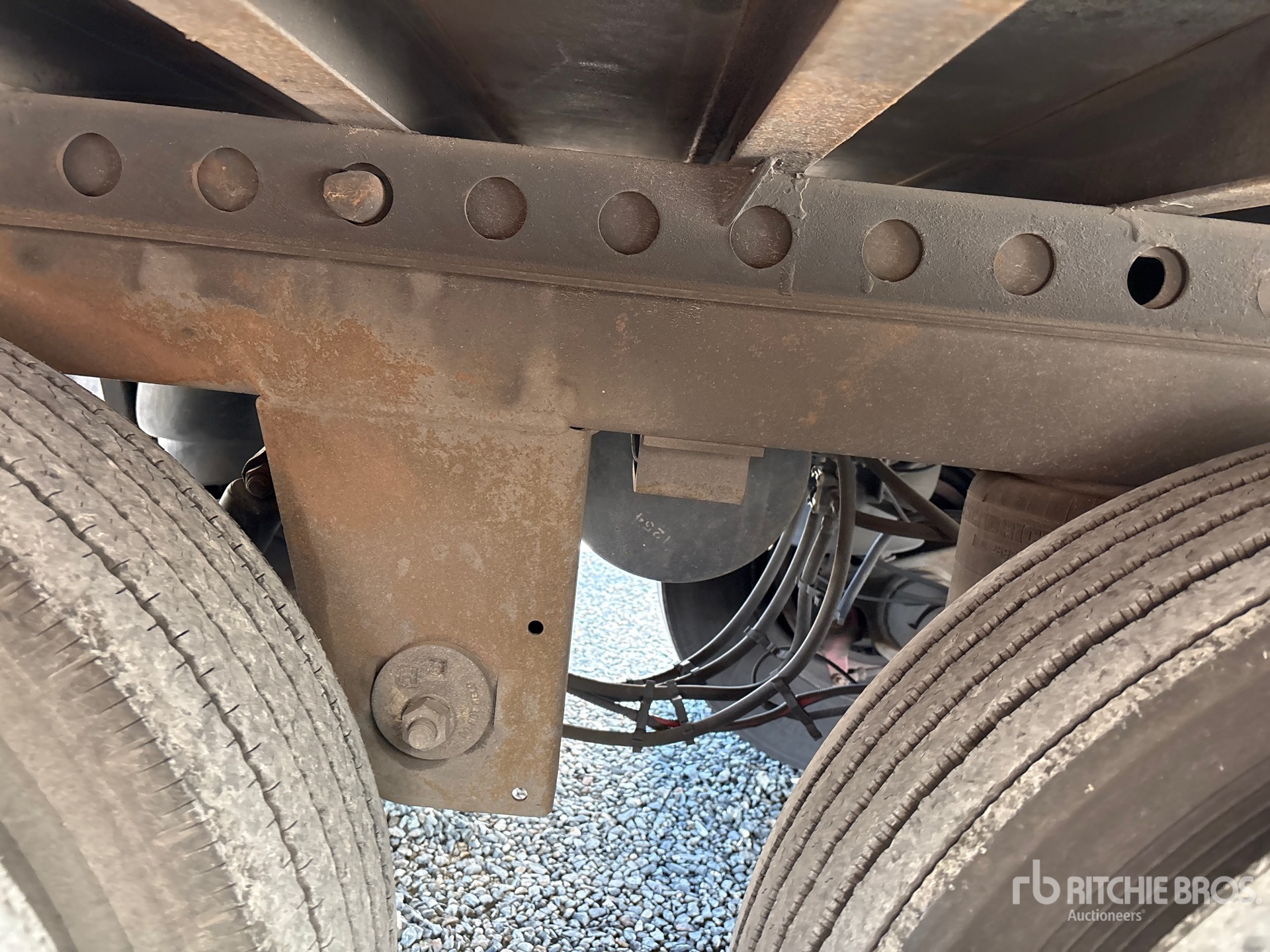 2017 Hyundai VR2530152-AS