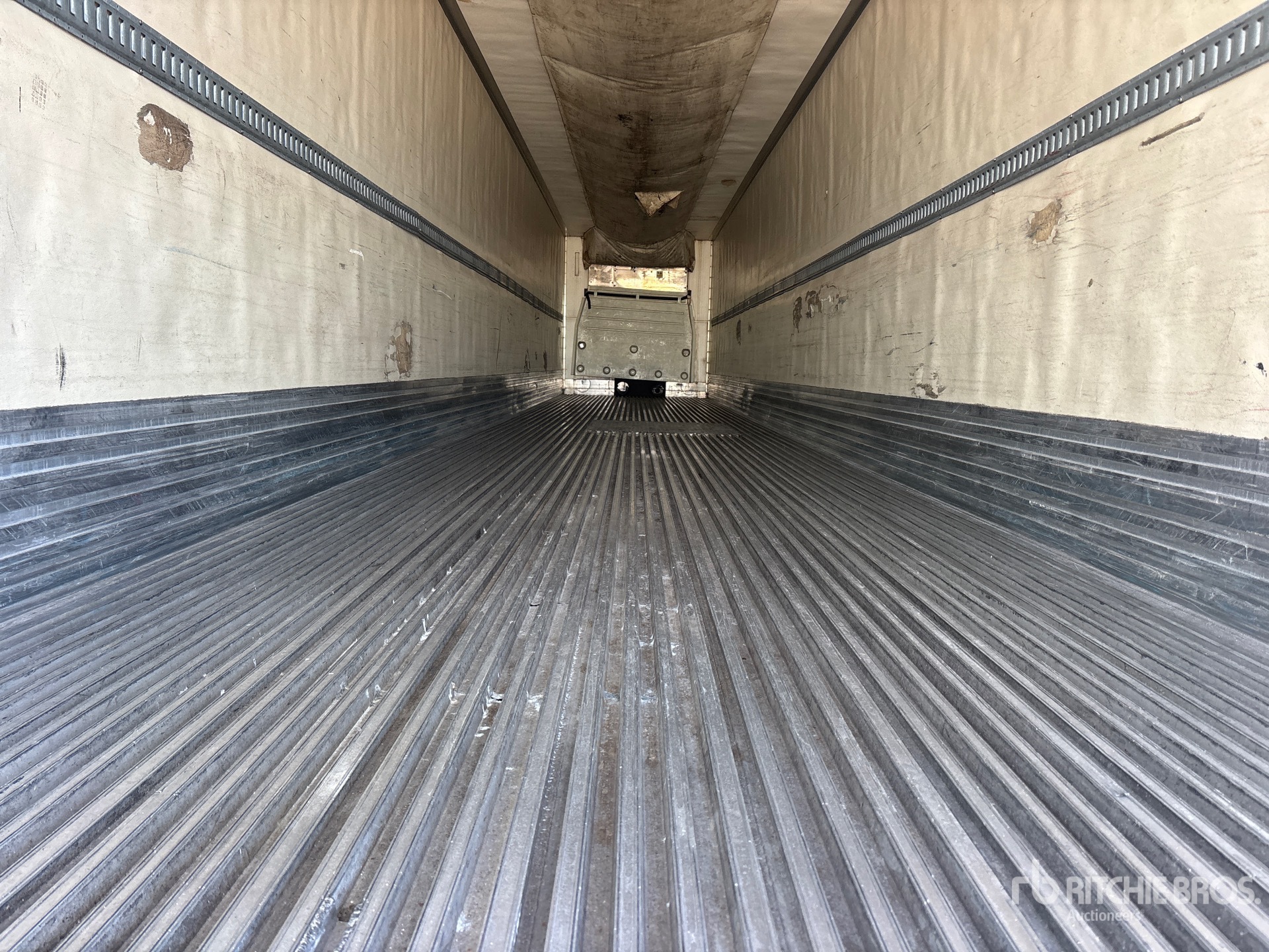 2009 Utility 53 FT X 102 IN T/A