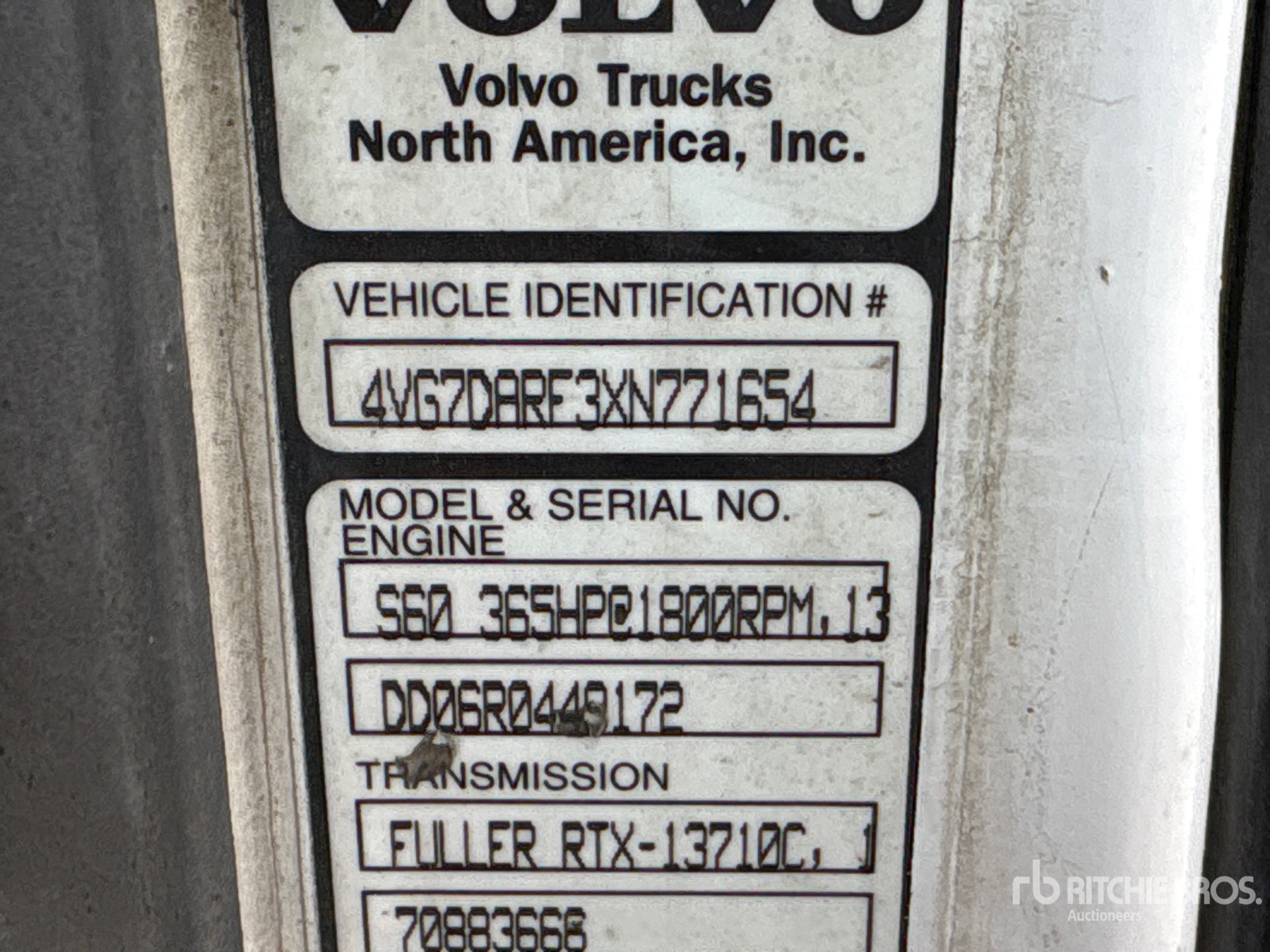 1999 Volvo VN