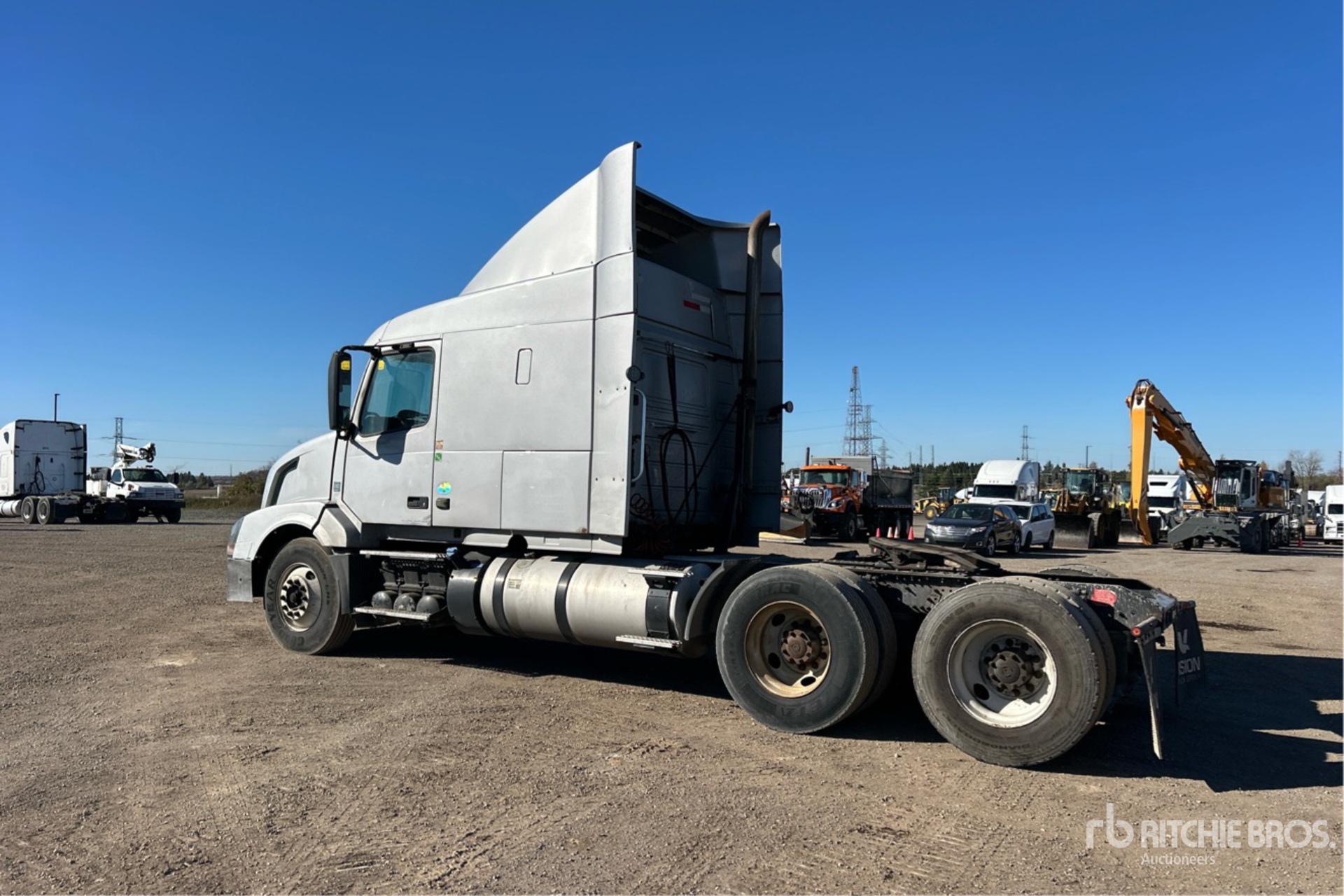 2015 Volvo VNL