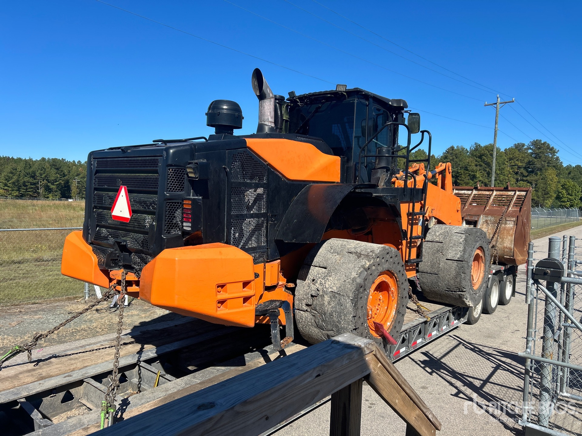 2020 Hitachi ZW370-6