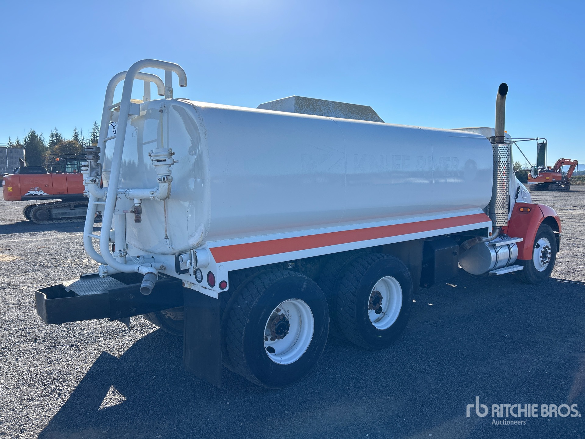 2005 Kenworth T300