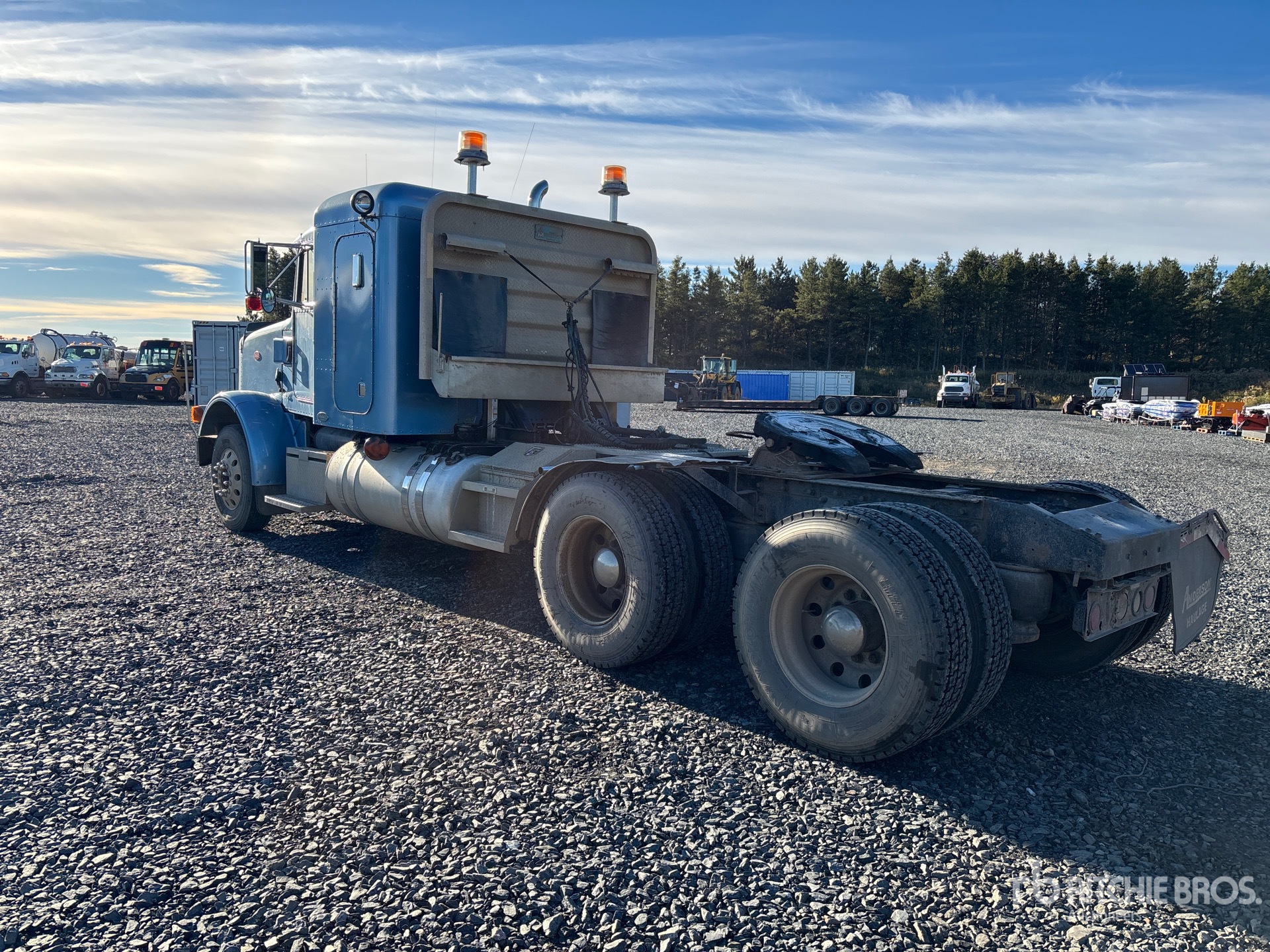 2001 Peterbilt 378