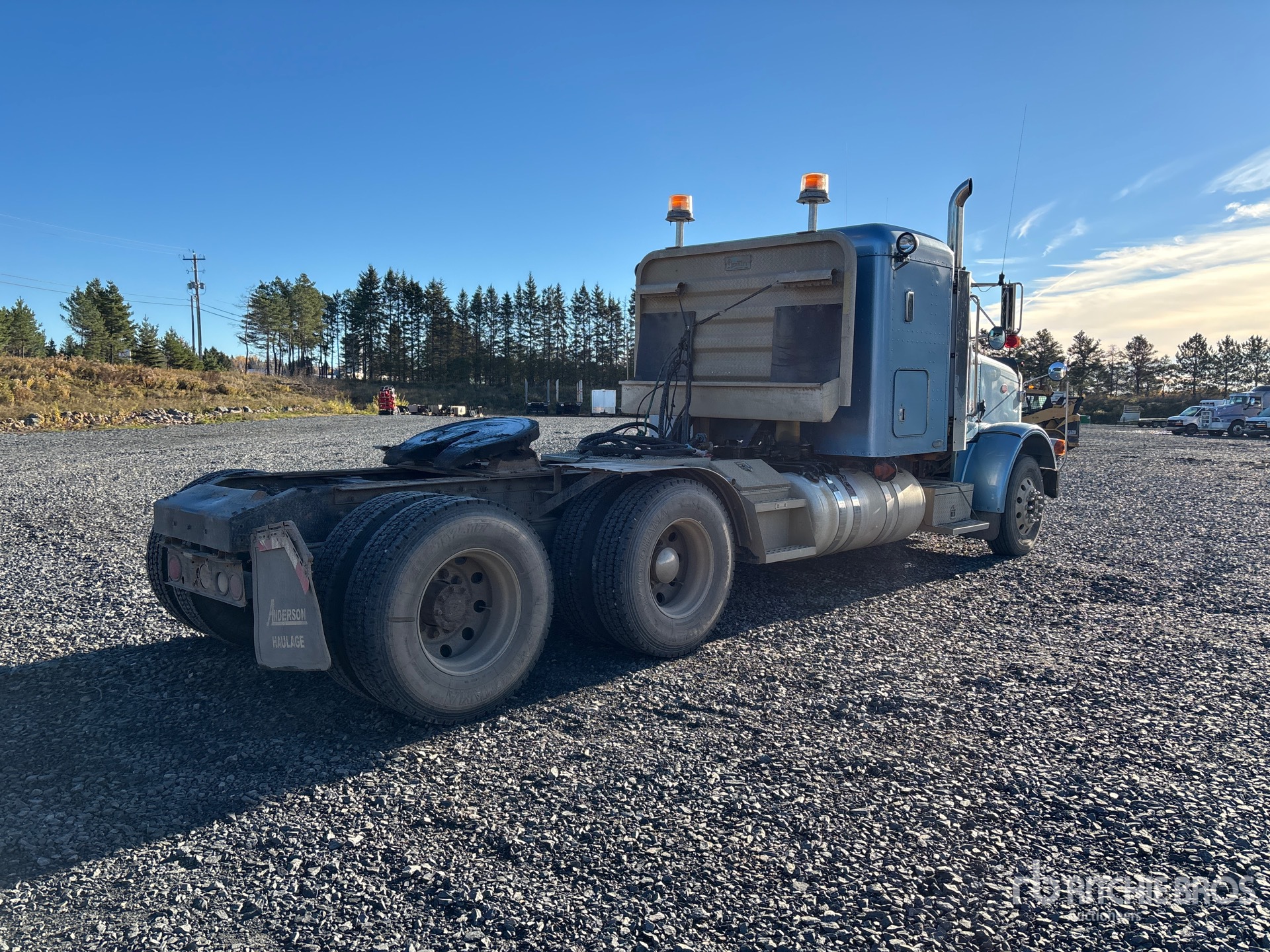 2001 Peterbilt 378