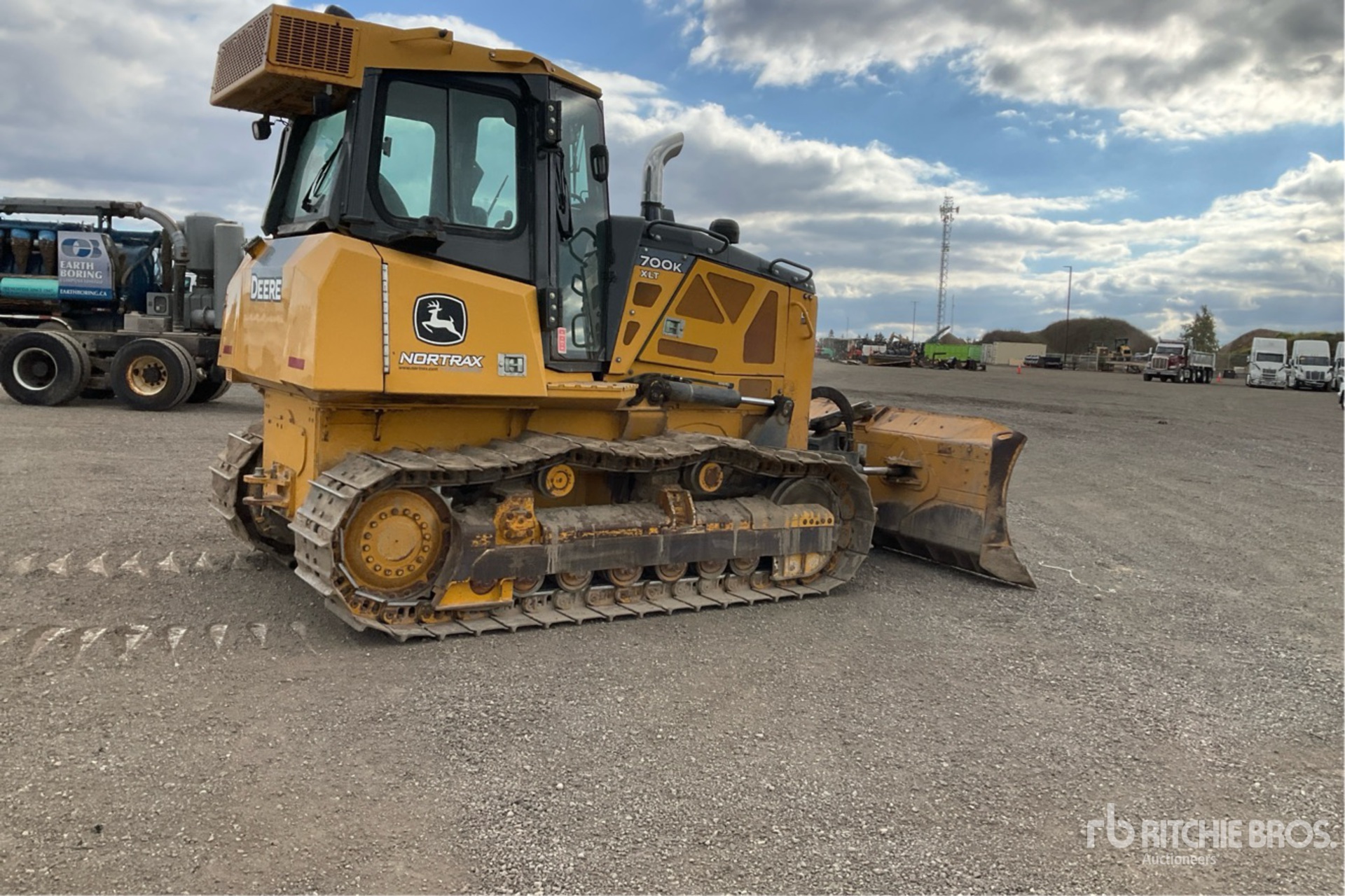2016 John Deere 700K XLT