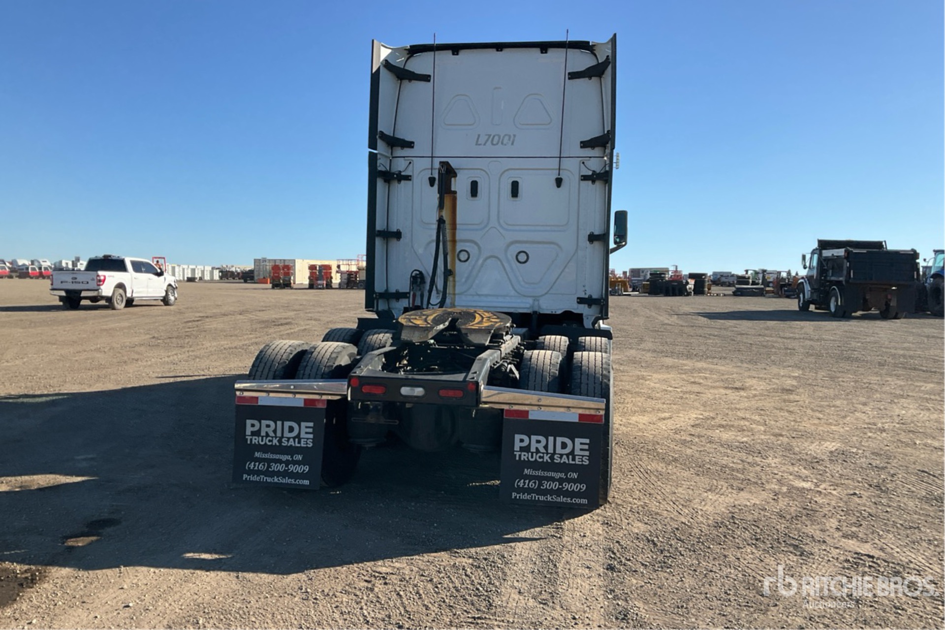 2021 Freightliner CASCADIA 126