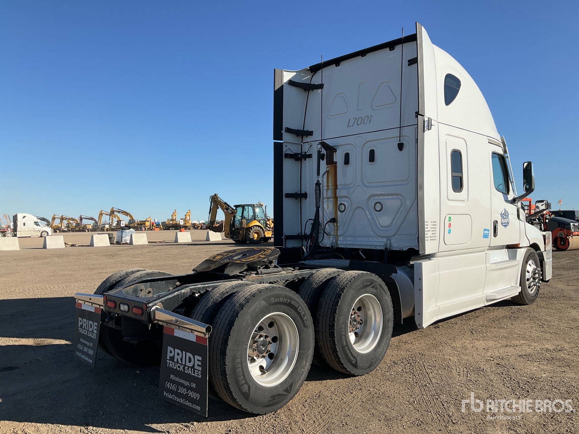 2021 Freightliner CASCADIA 126