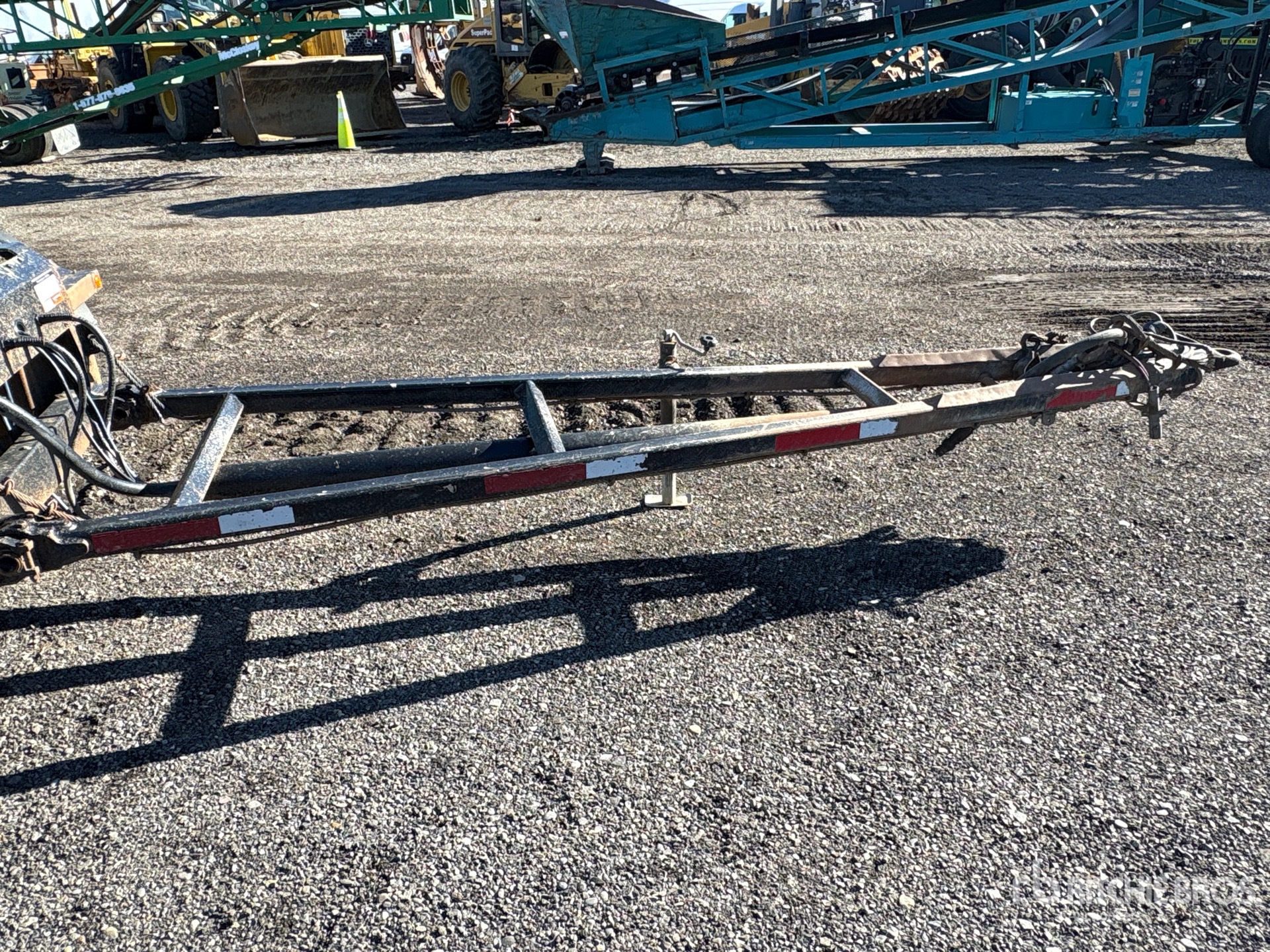2009 Cross Country 26 ft Quad/A Turntable