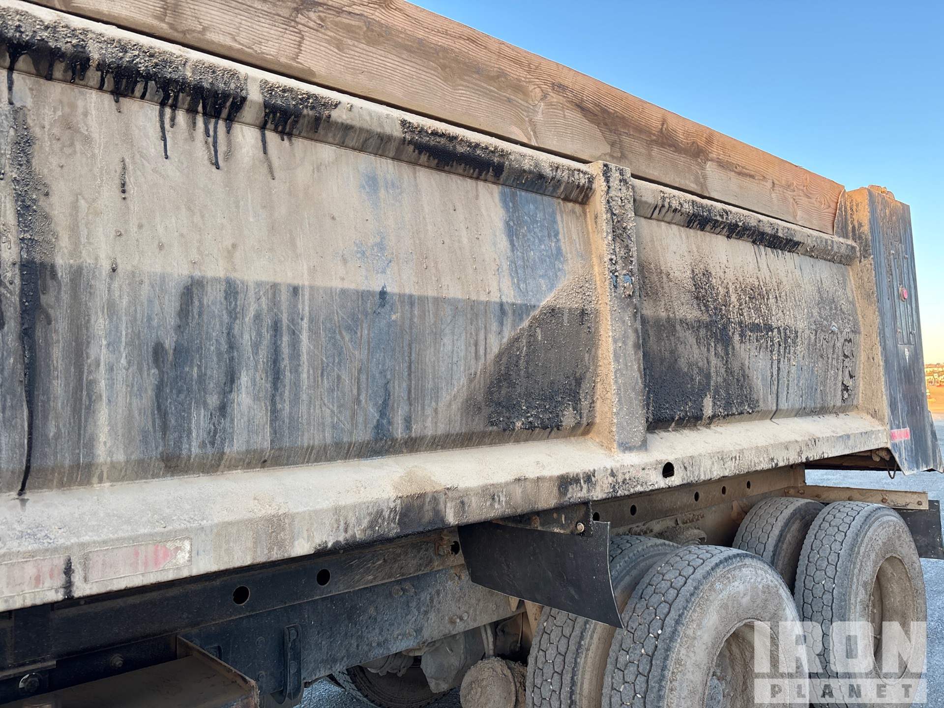 2016 Freightliner M2 106