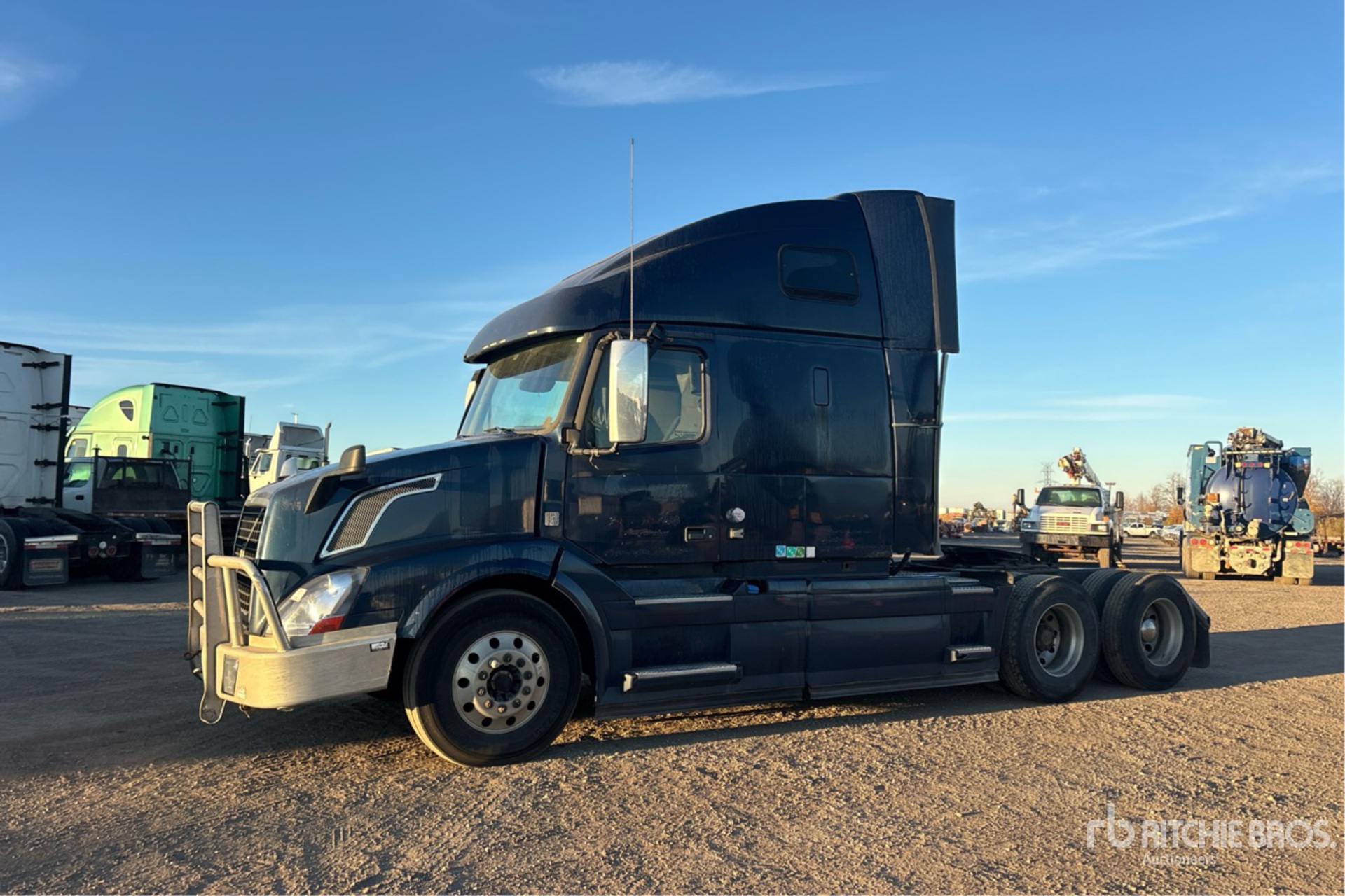 2015 Volvo VNL