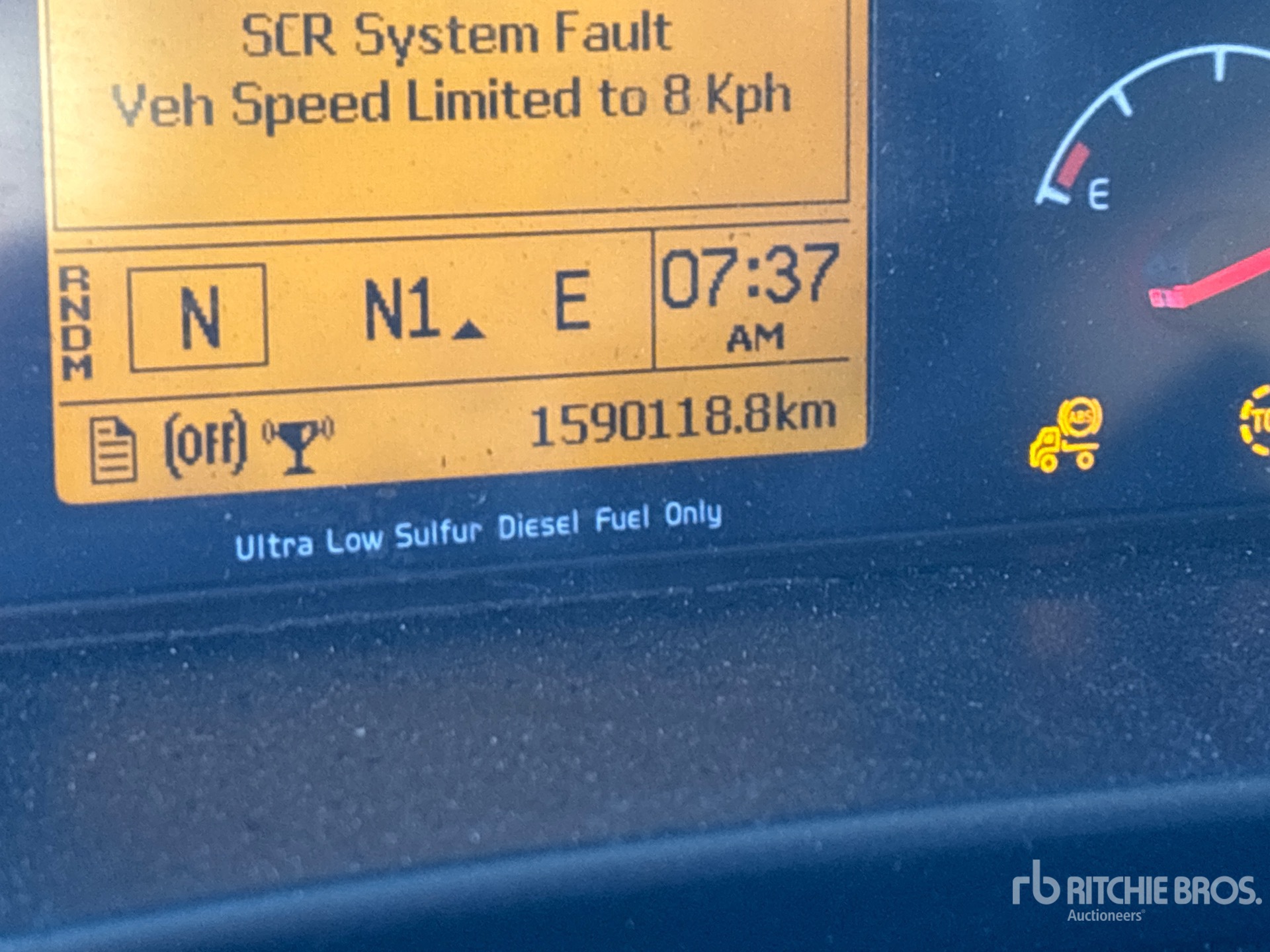 2015 Volvo VNL