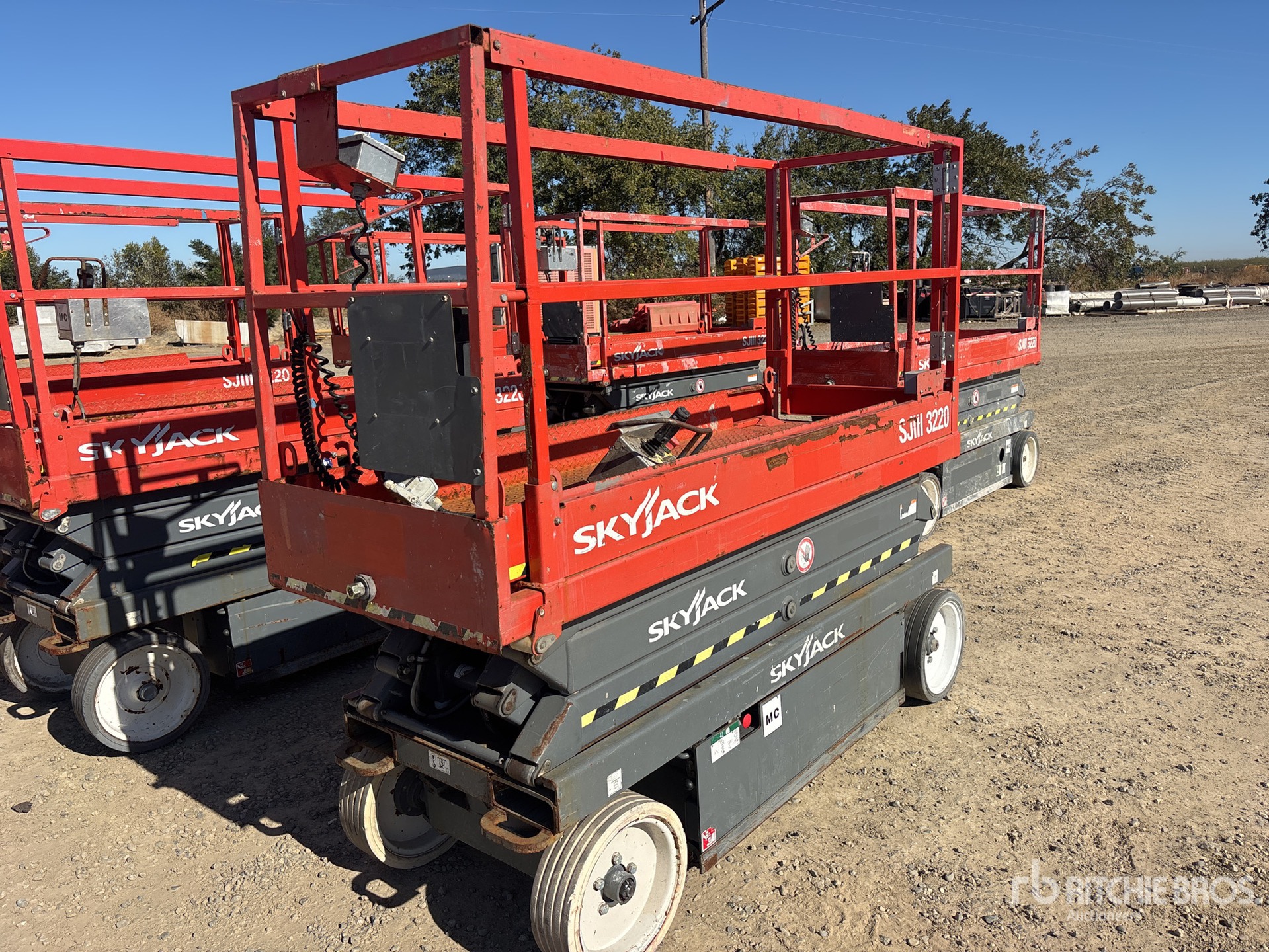 Photo of 2017 Skyjack SJIII 3220