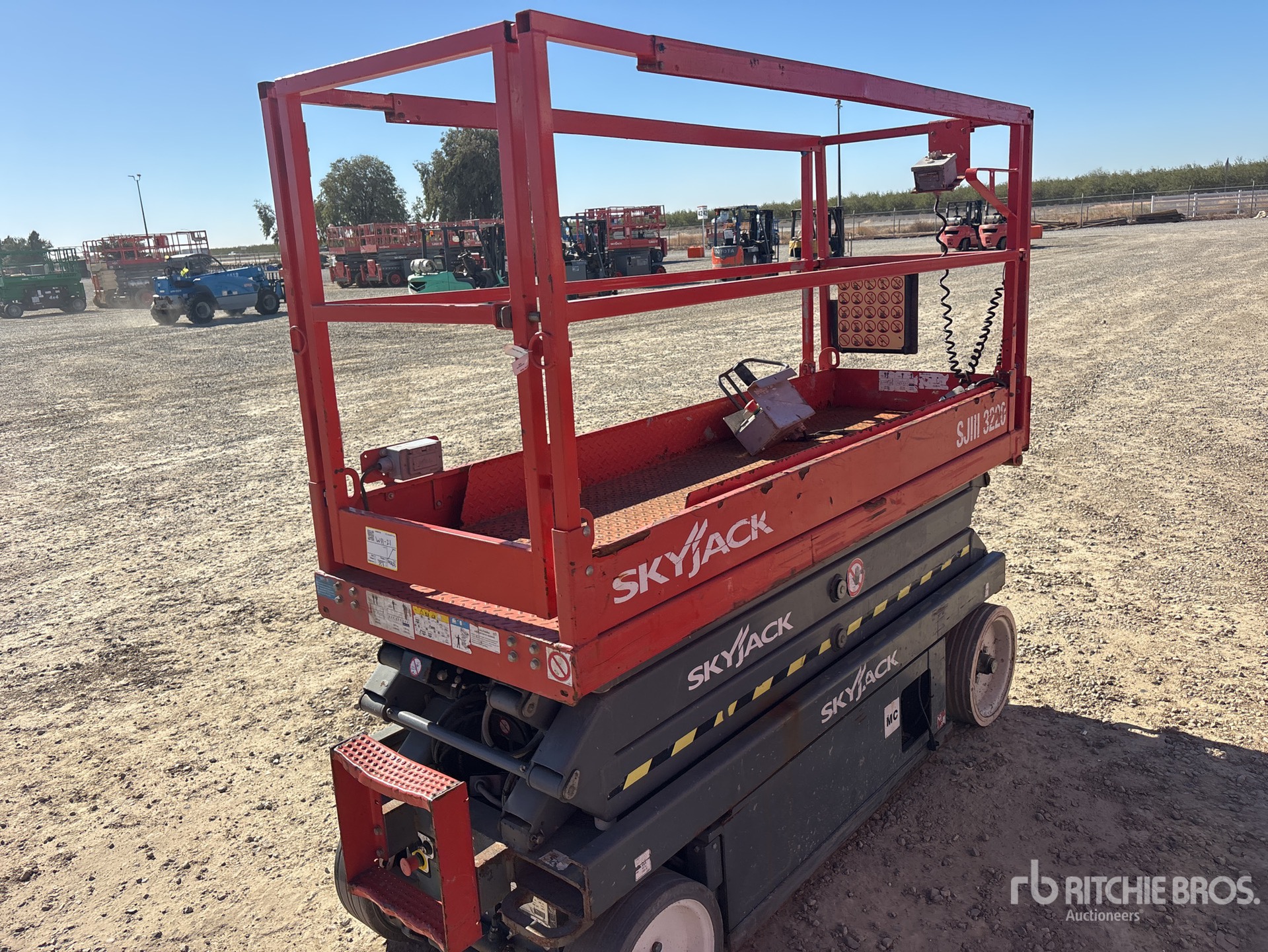 2017 Skyjack SJIII 3220