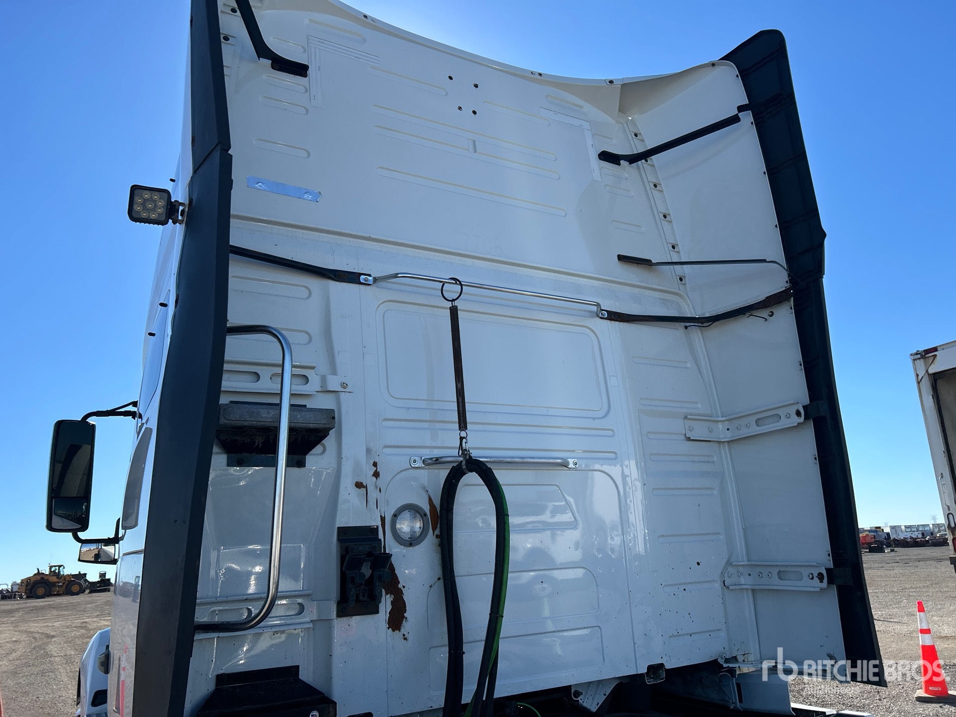 2019 Volvo VNL760