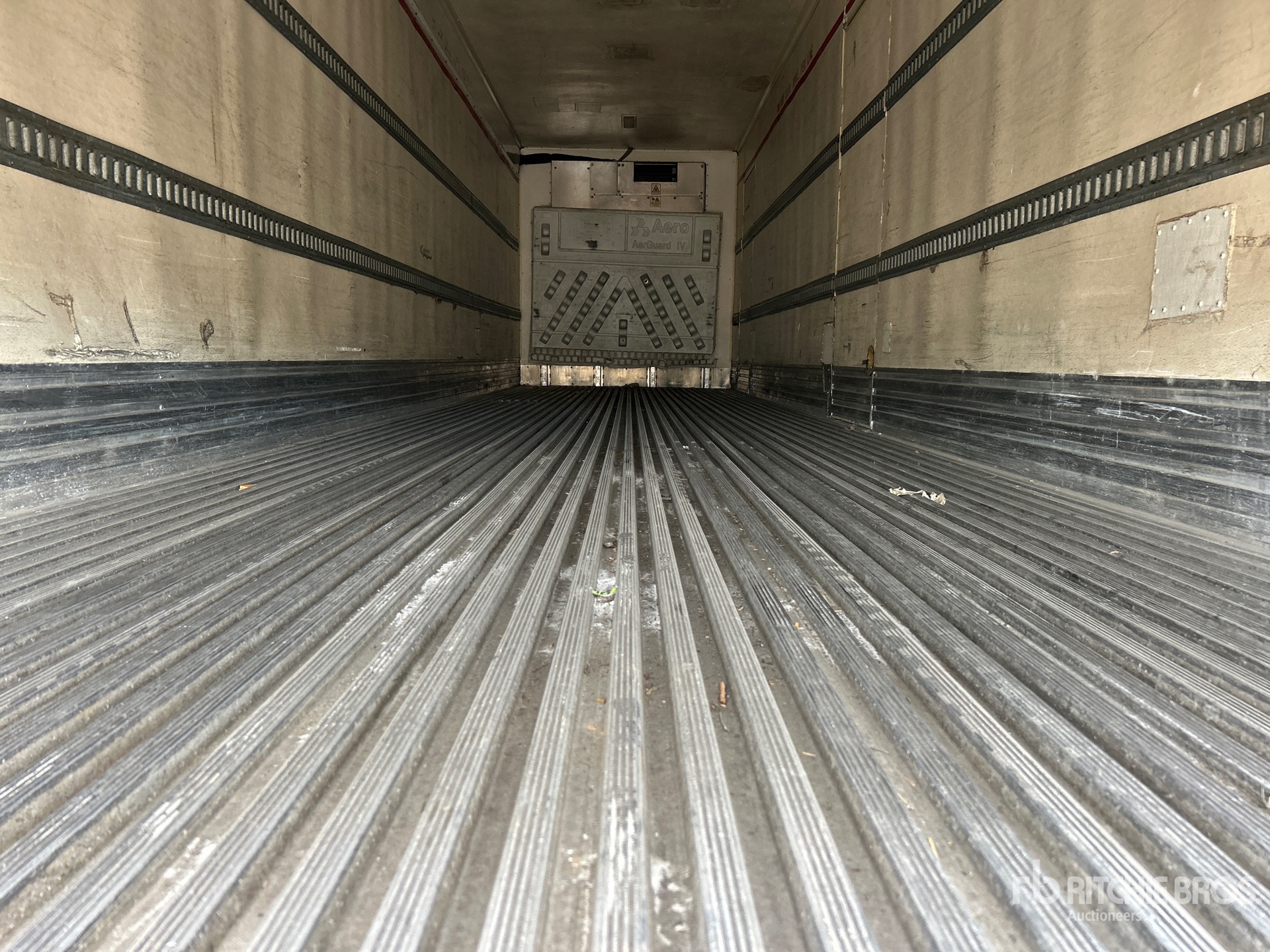 2001 Great Dane 36 ft T/A