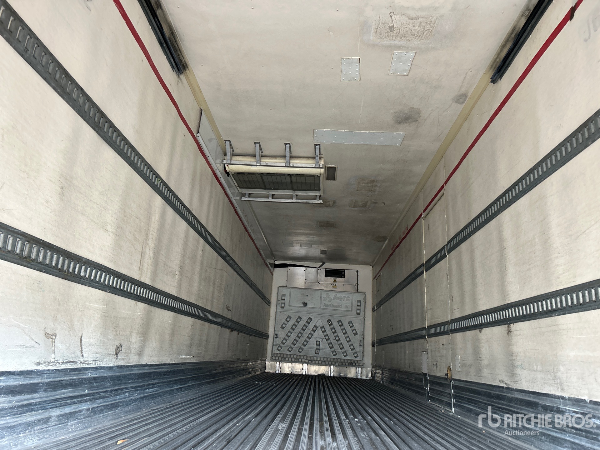 2001 Great Dane 36 ft T/A