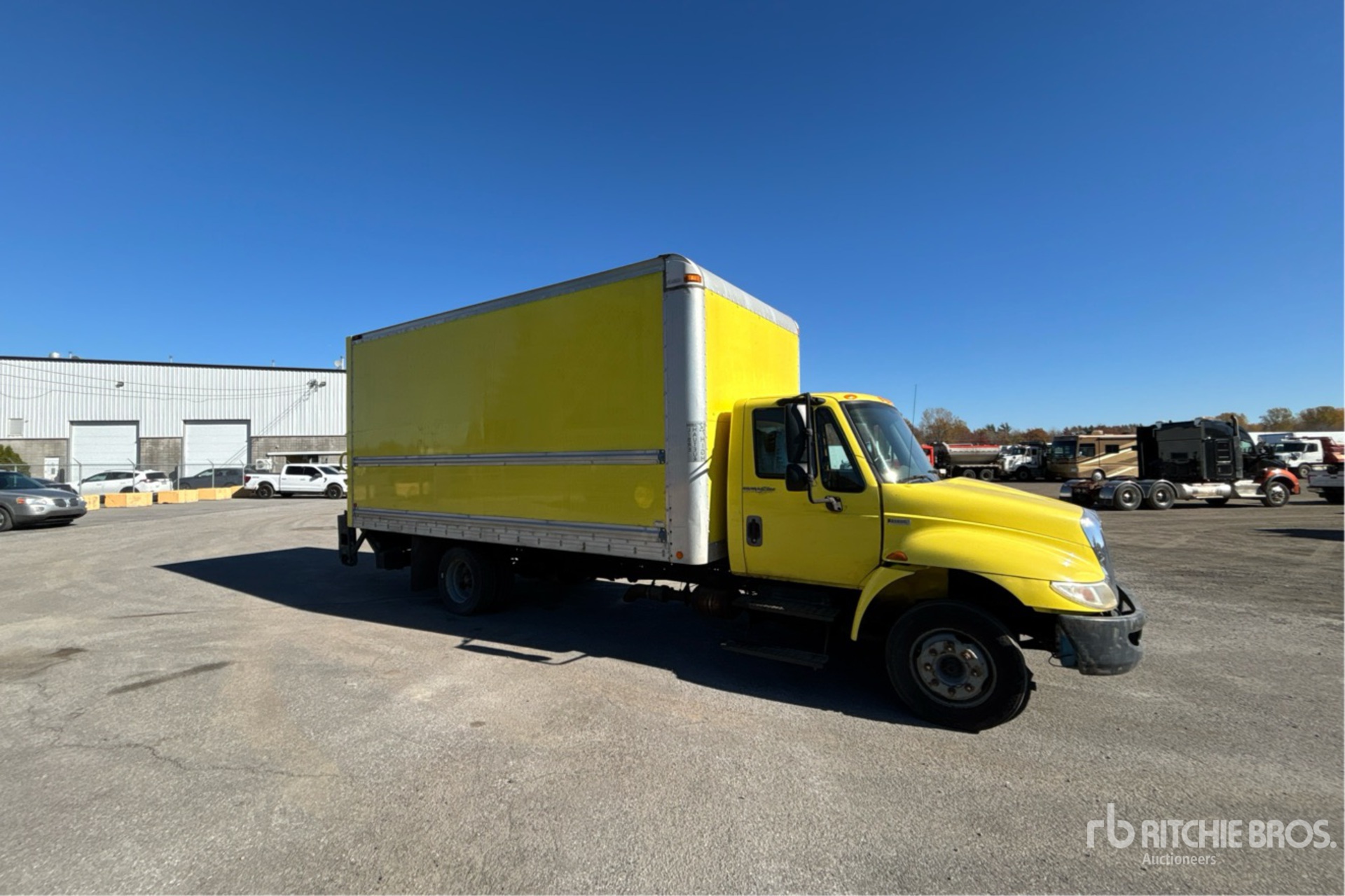 2013 International 4300 SBA LP