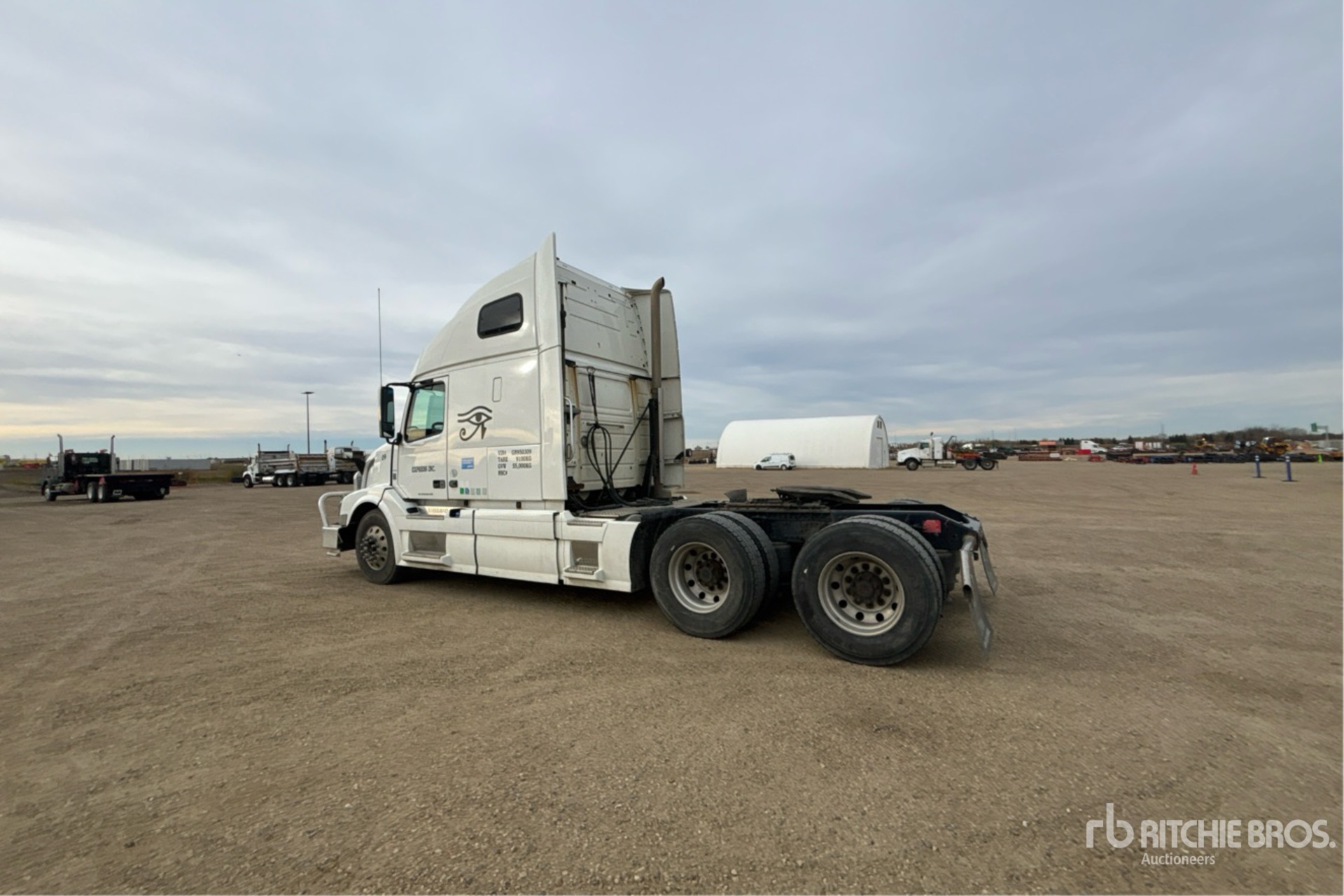 2016 Volvo VNL