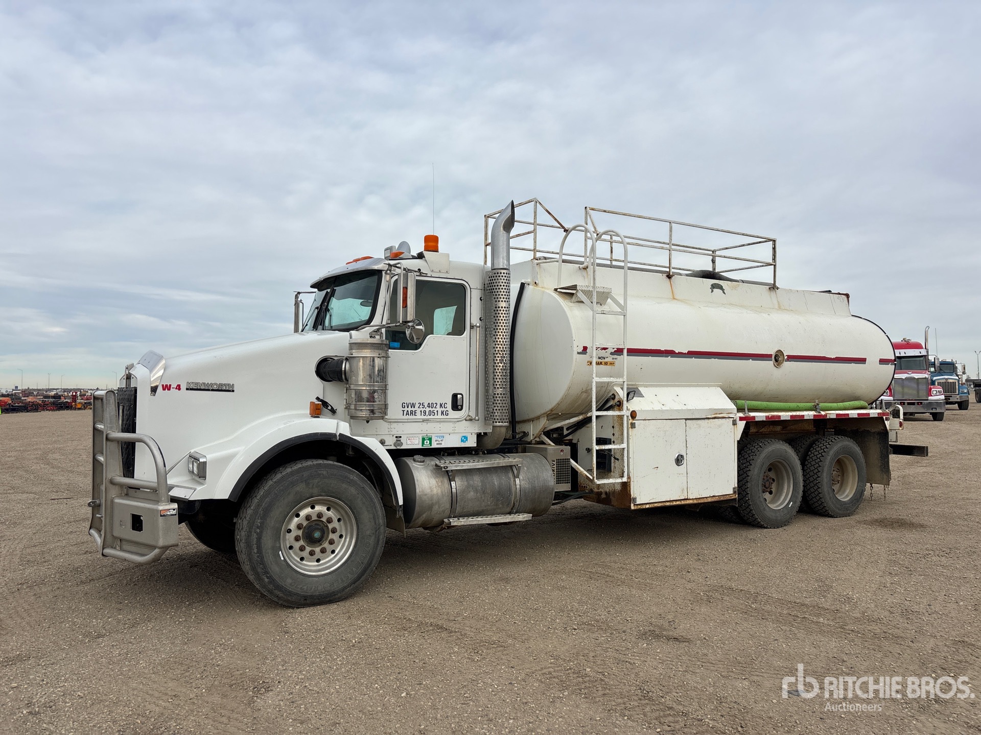 Photo of 2009 Kenworth T800
