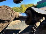 Hydraulics with Blade Lift Cylinder