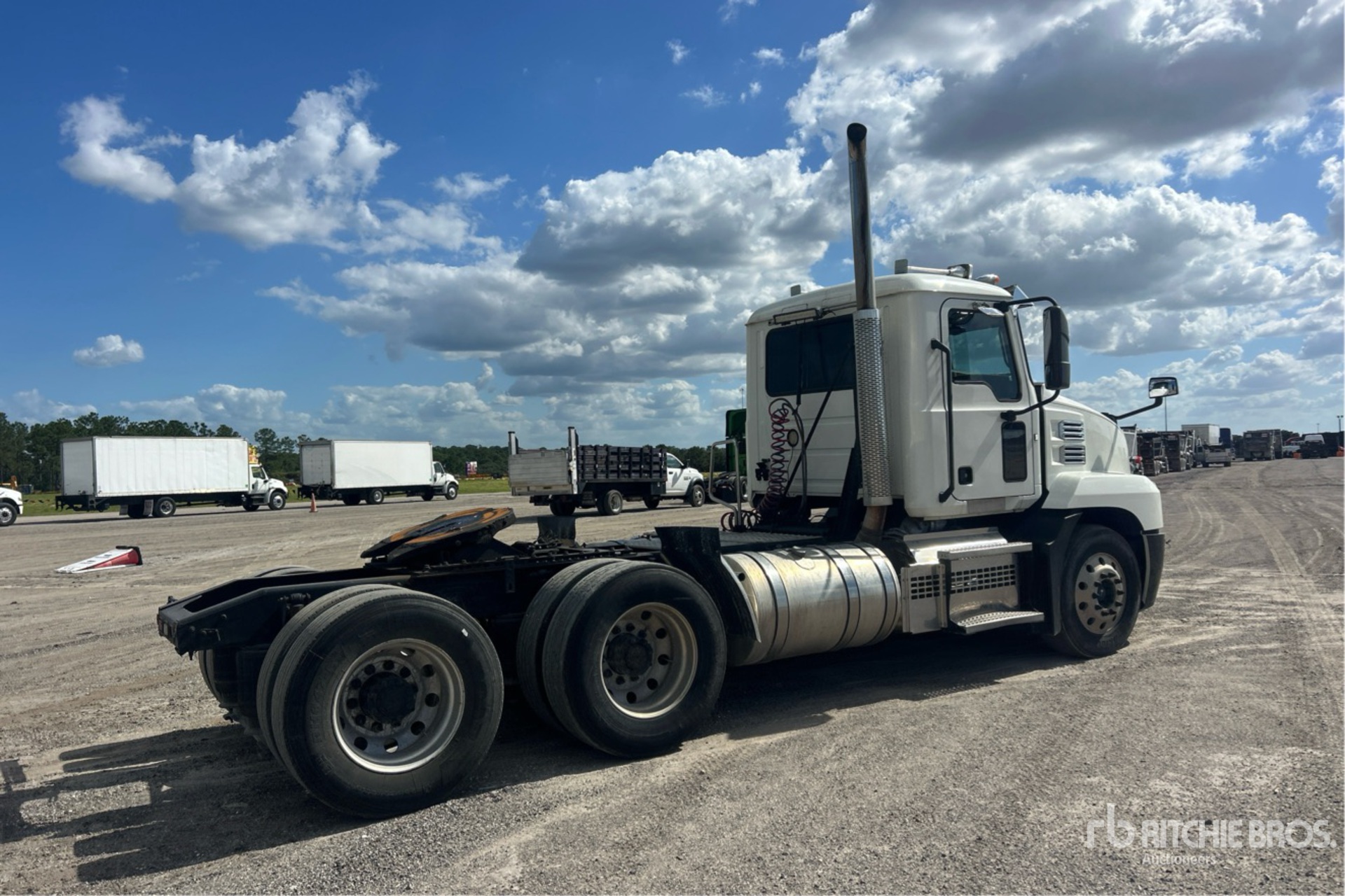 2019 Mack ANTHEM 64T