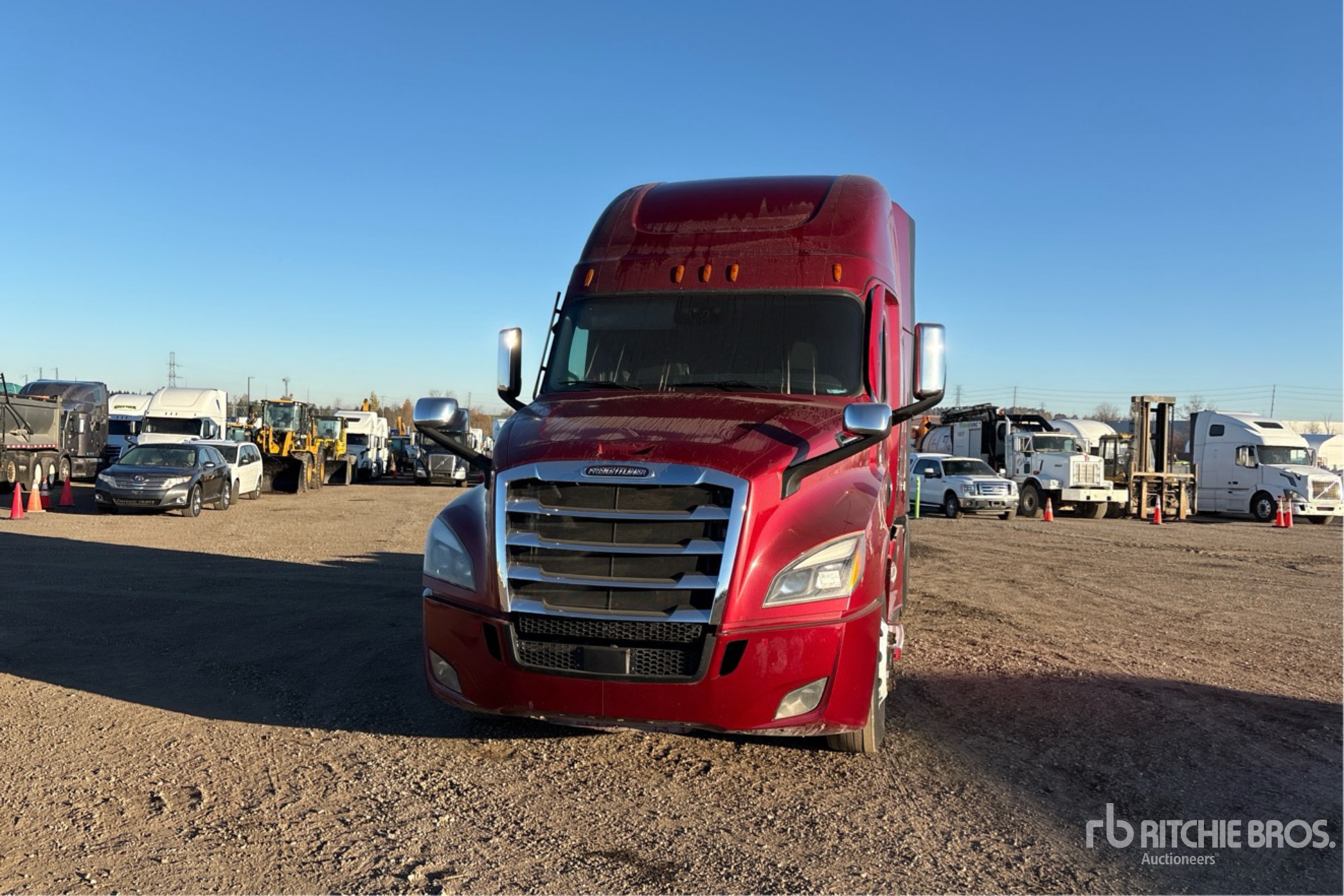 2023 Freightliner CASCADIA 126