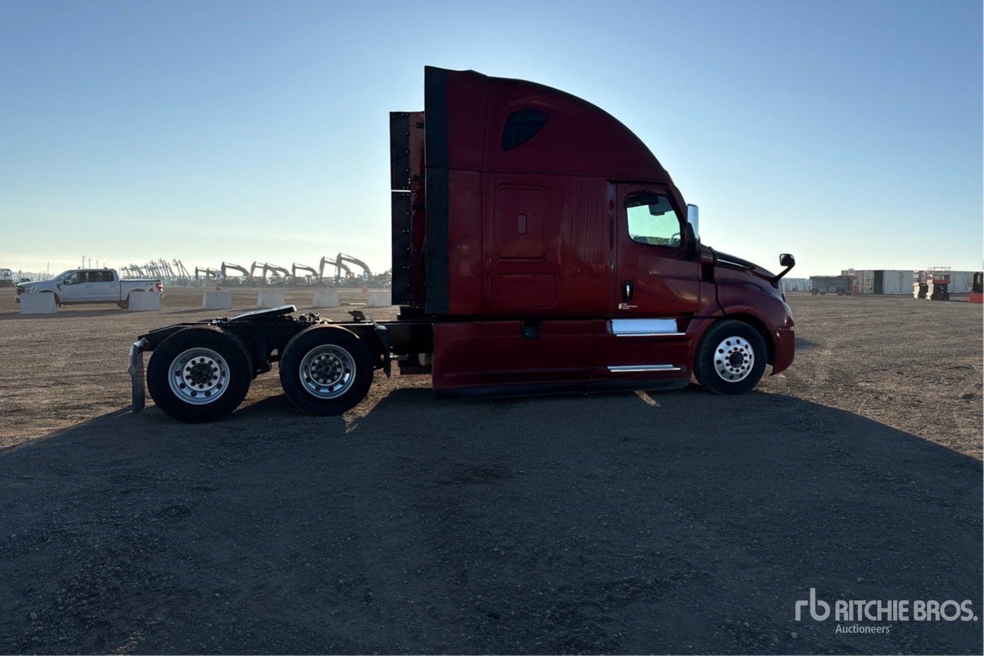 2023 Freightliner CASCADIA 126