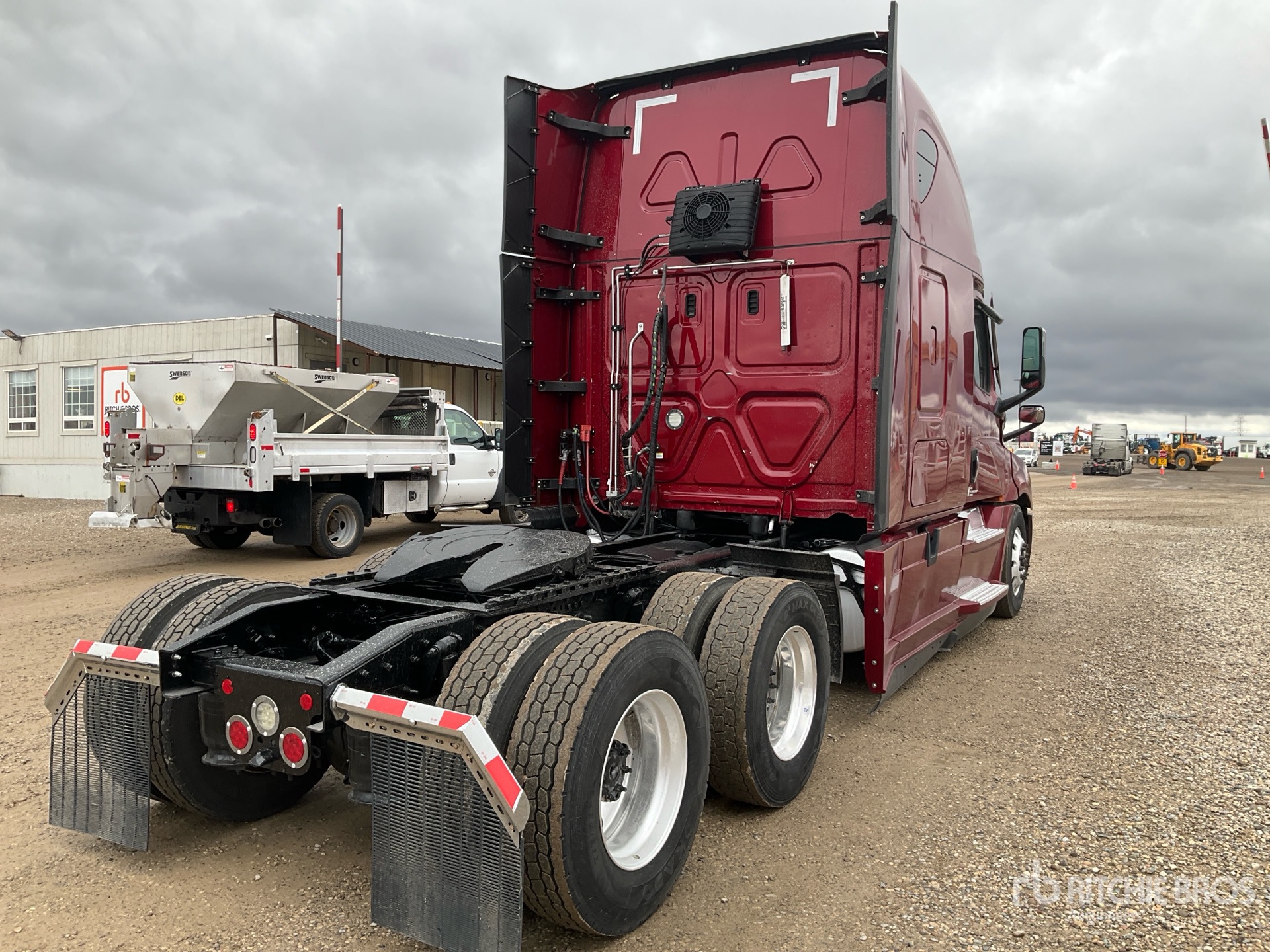2023 Freightliner CASCADIA 126