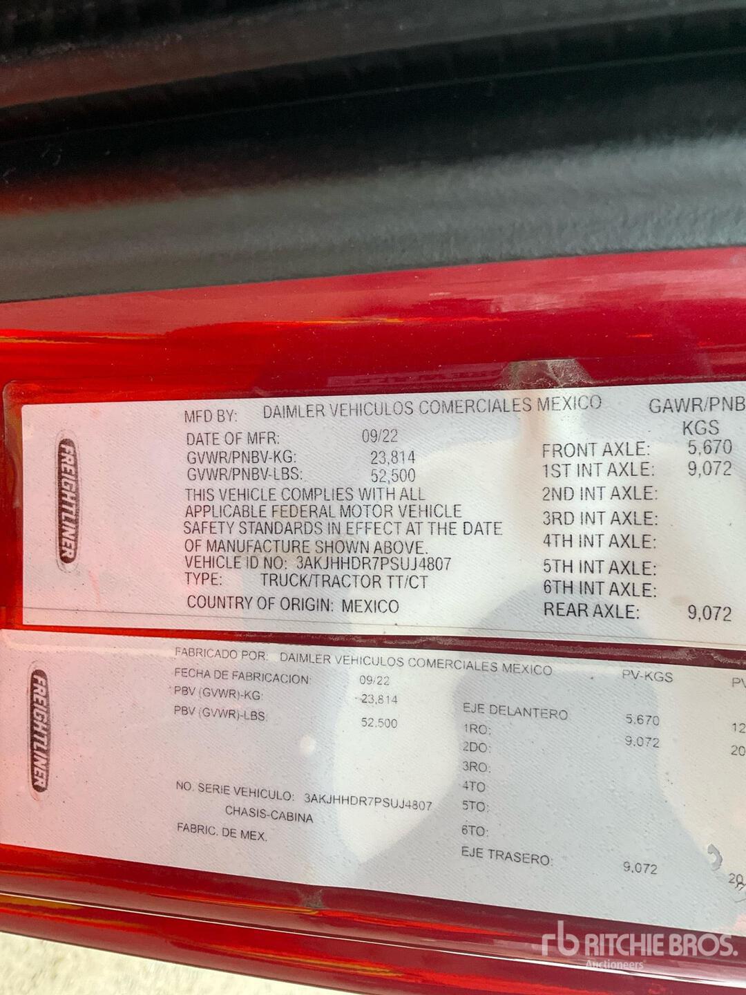 2023 Freightliner CASCADIA 126