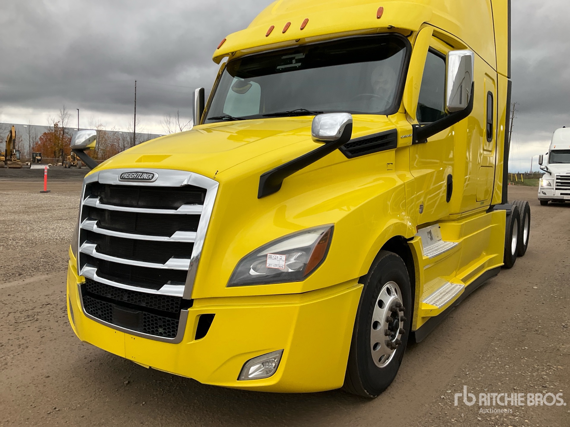 2022 Freightliner CASCADIA 126