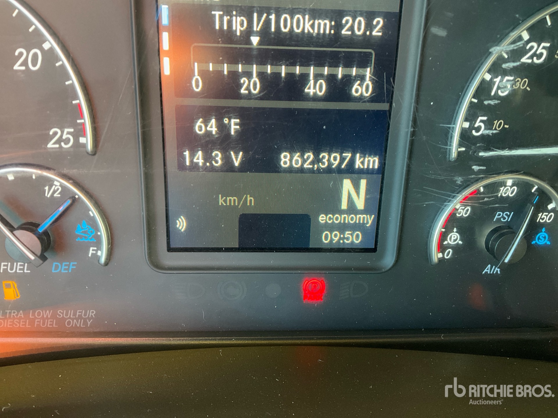 2022 Freightliner CASCADIA 126