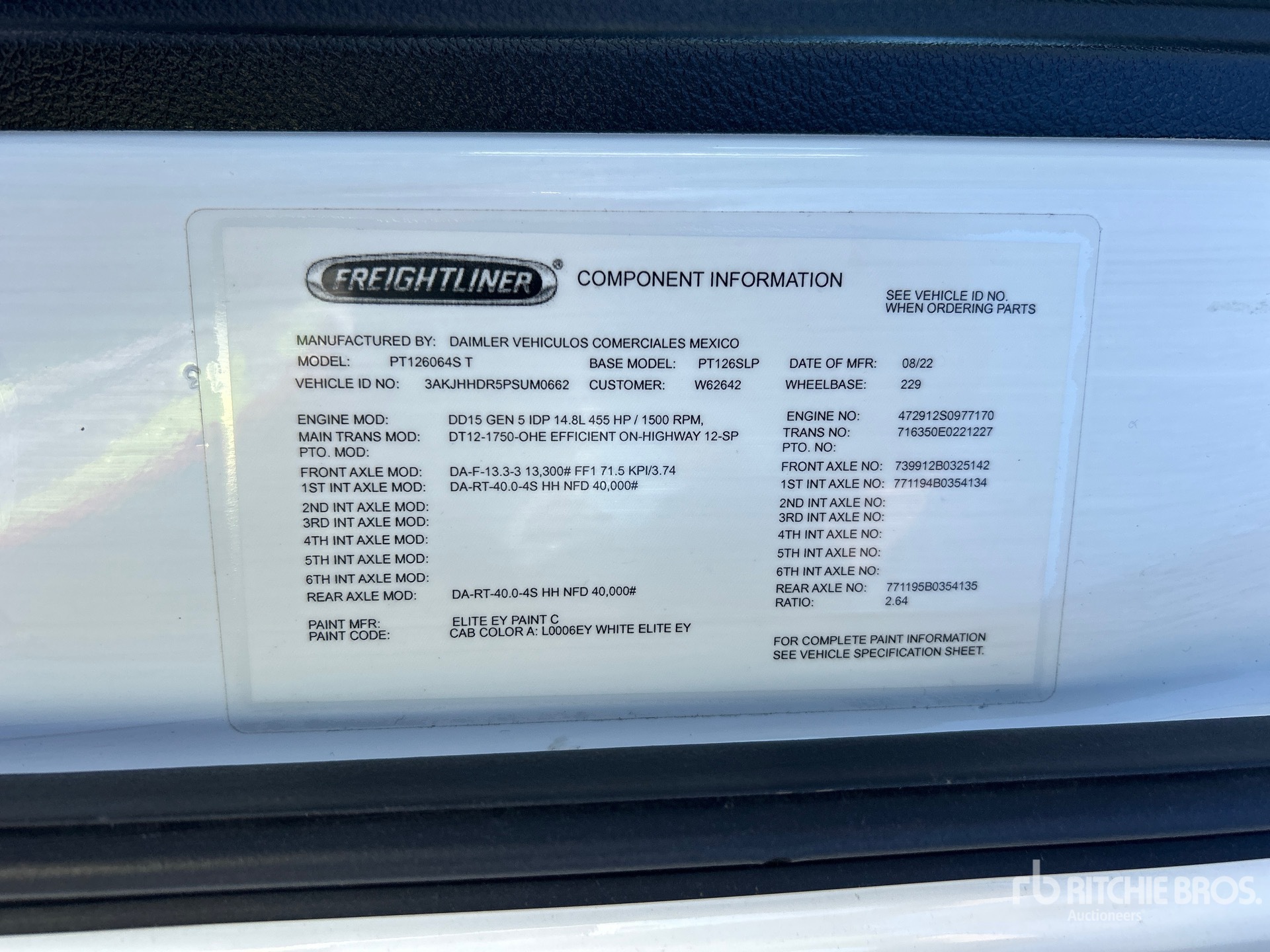 2023 Freightliner CASCADIA 126