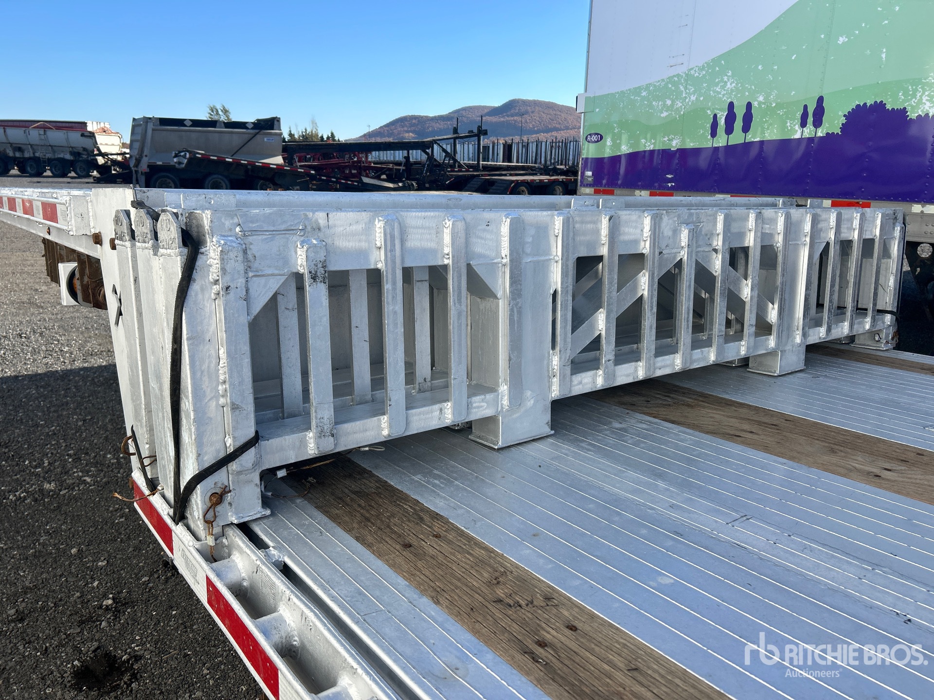 2020 Extreme 51 ft T/A Spread Axle