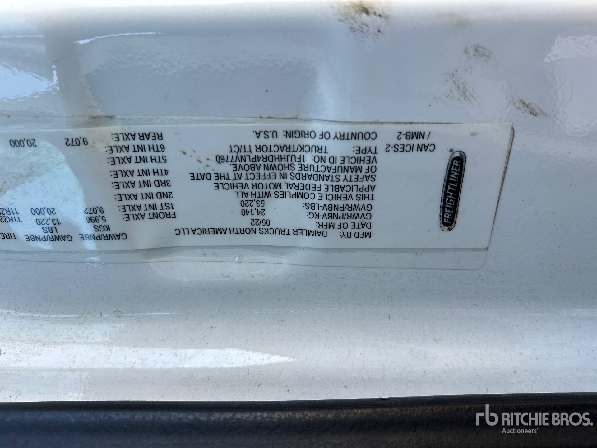 2023 Freightliner CASCADIA 126