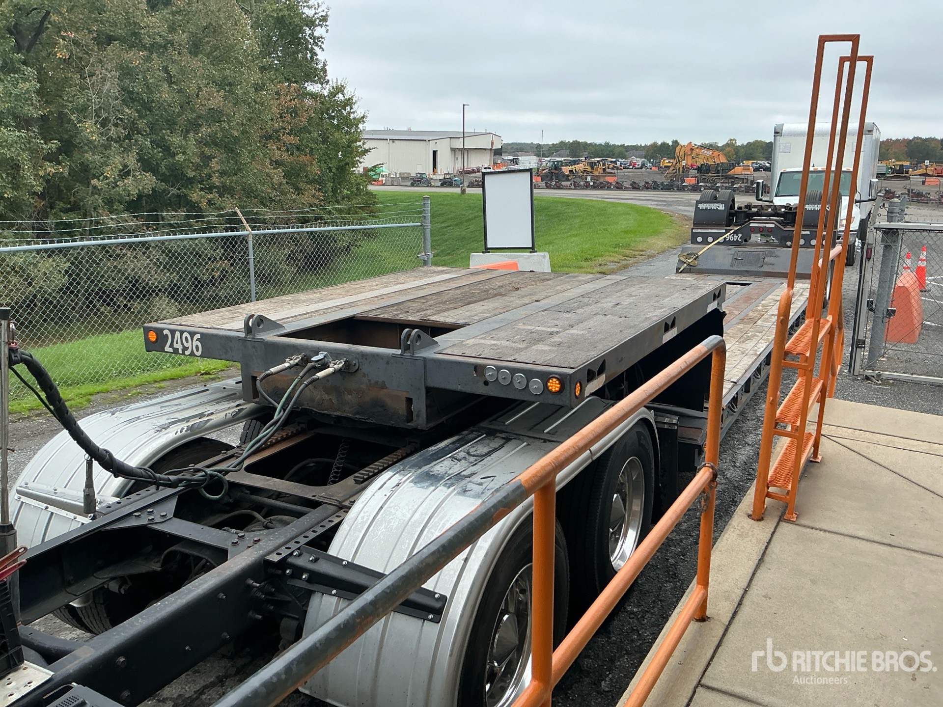 2006 Trail King TL80MED482