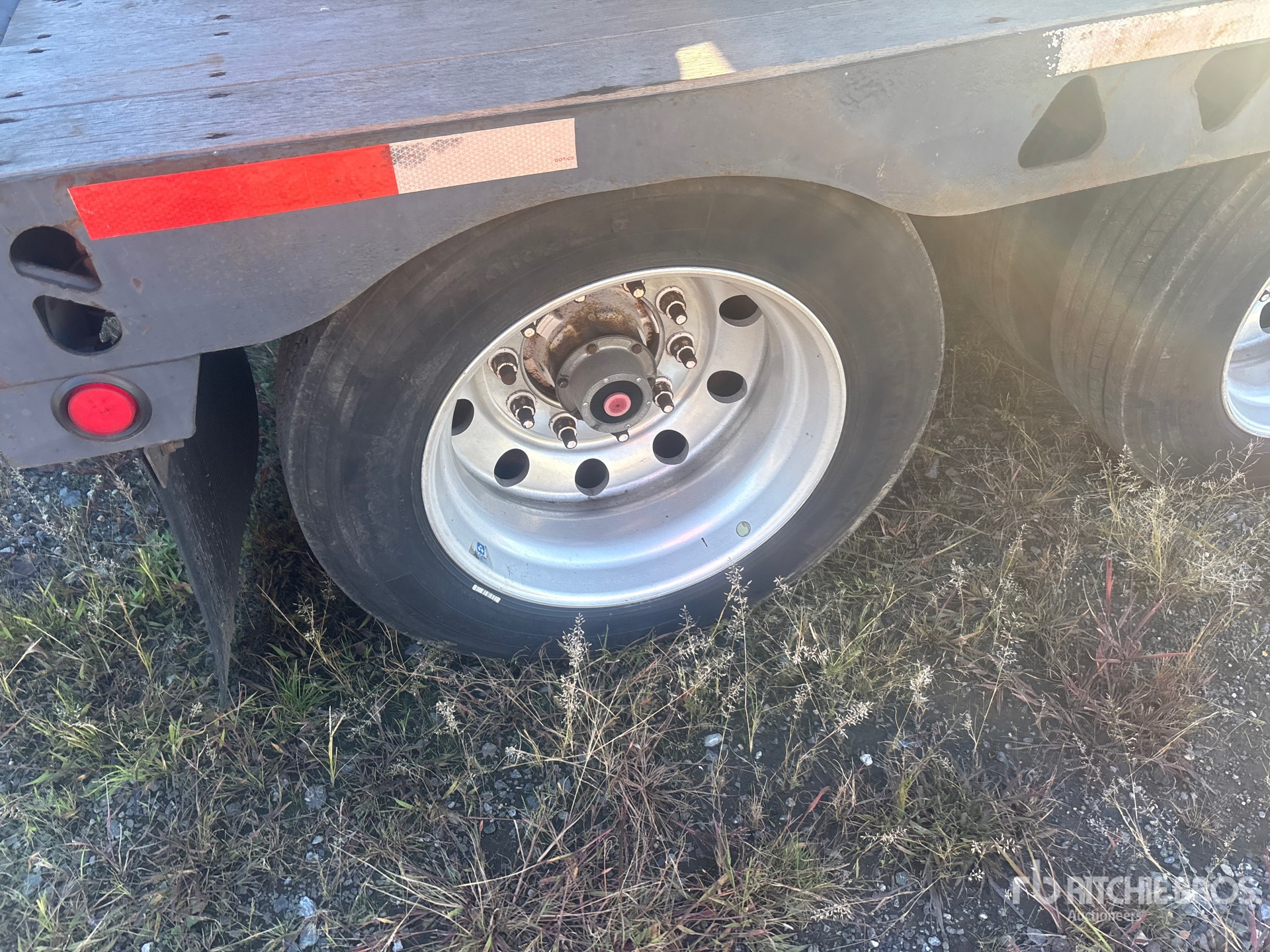 2006 Trail King TL80MED482