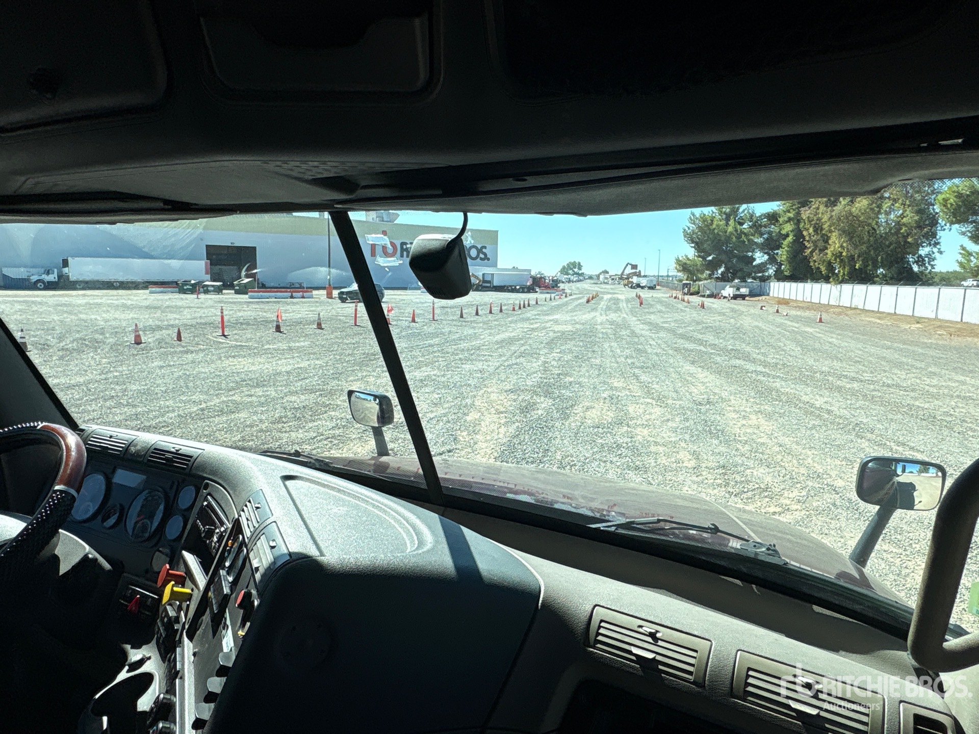 2018 Freightliner CASCADIA 125