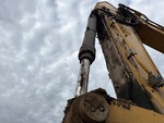 Hydraulics with Bucket Cylinder