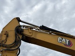 Hydraulics with Stick Cylinder