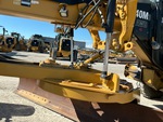 Hydraulics with Blade Lift Cylinders
