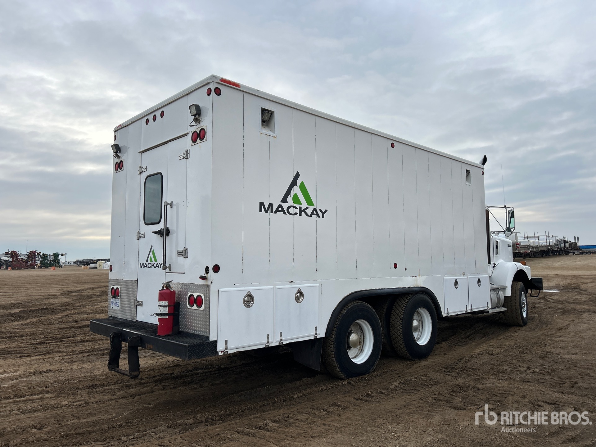 2001 Kenworth C500