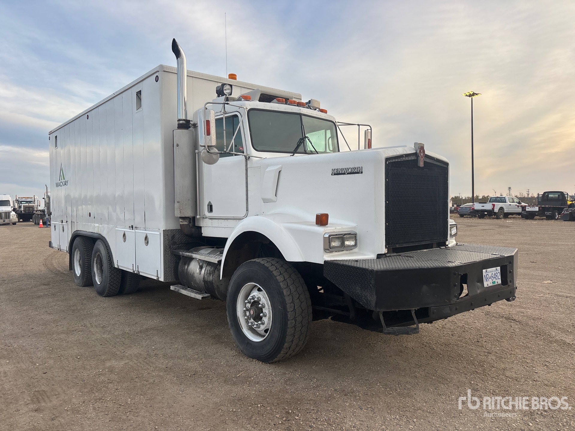 2001 Kenworth C500
