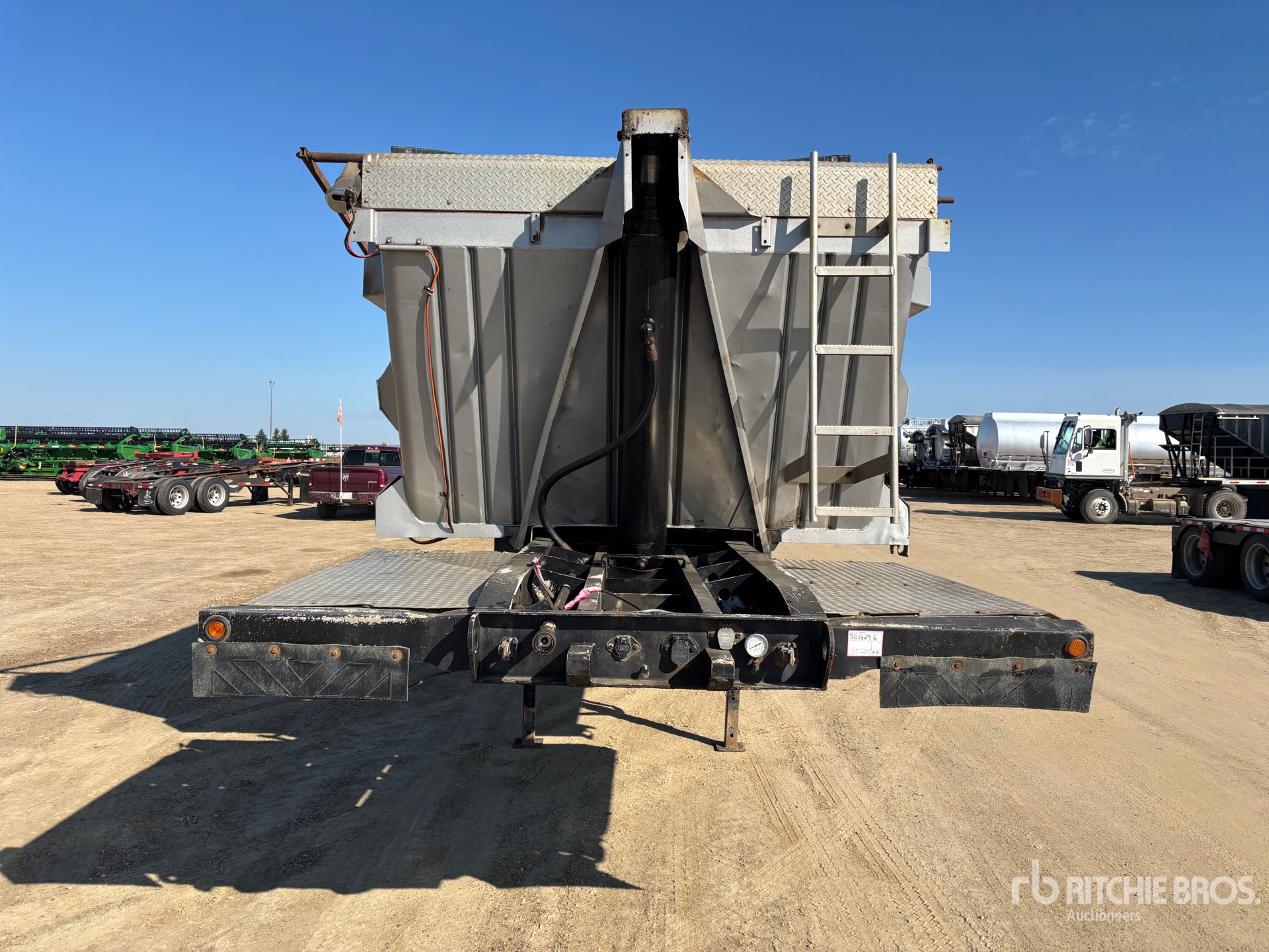 2011 Arnes 31 FT TRI/A