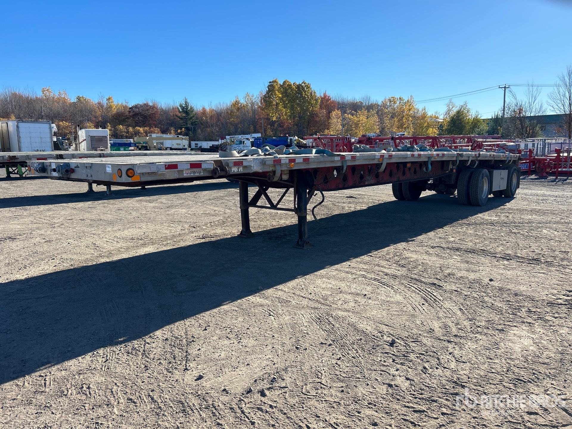 Photo of 2003 Manac 48 ft T/A Spread Axle