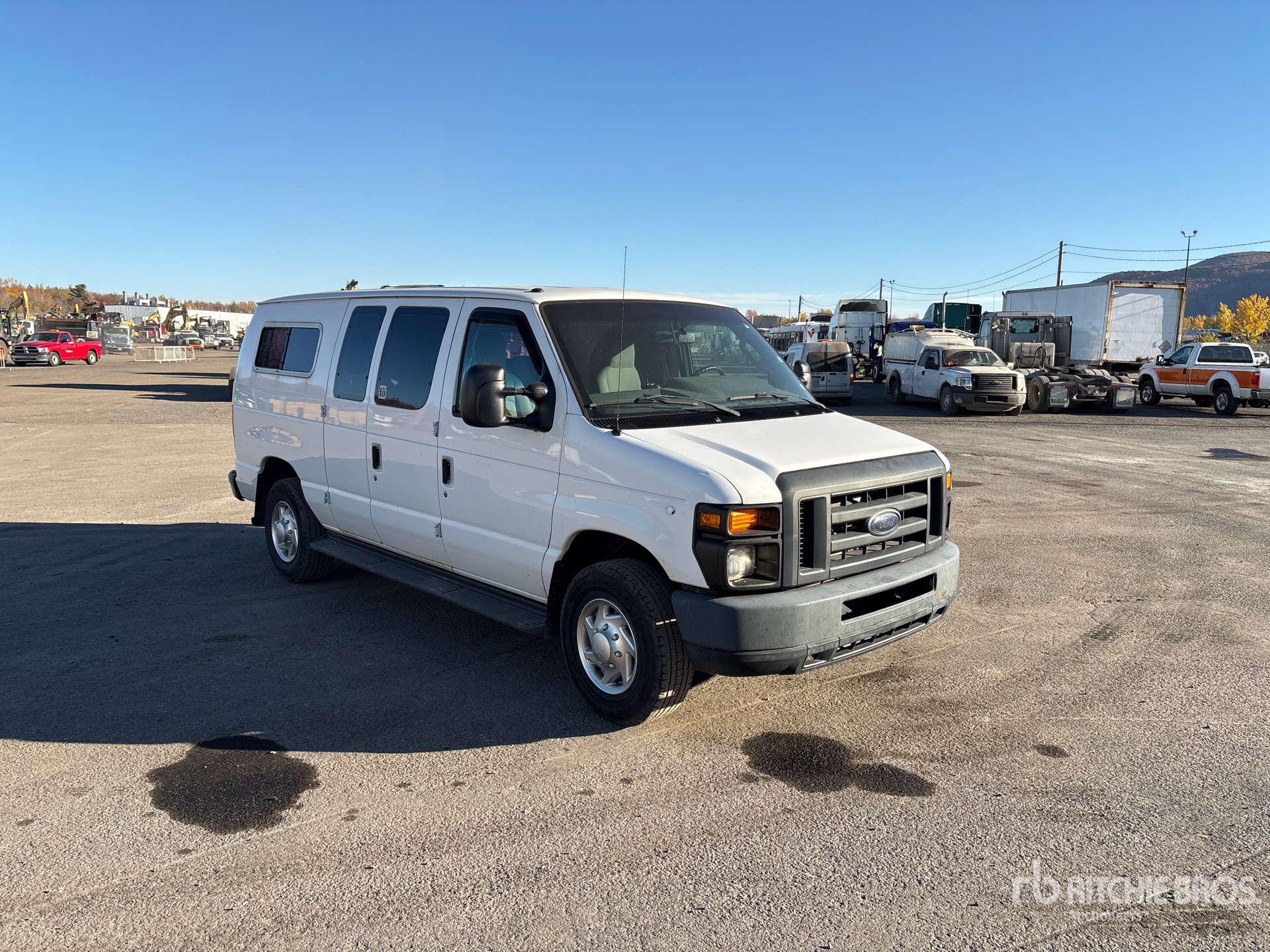 2013 Ford E-250