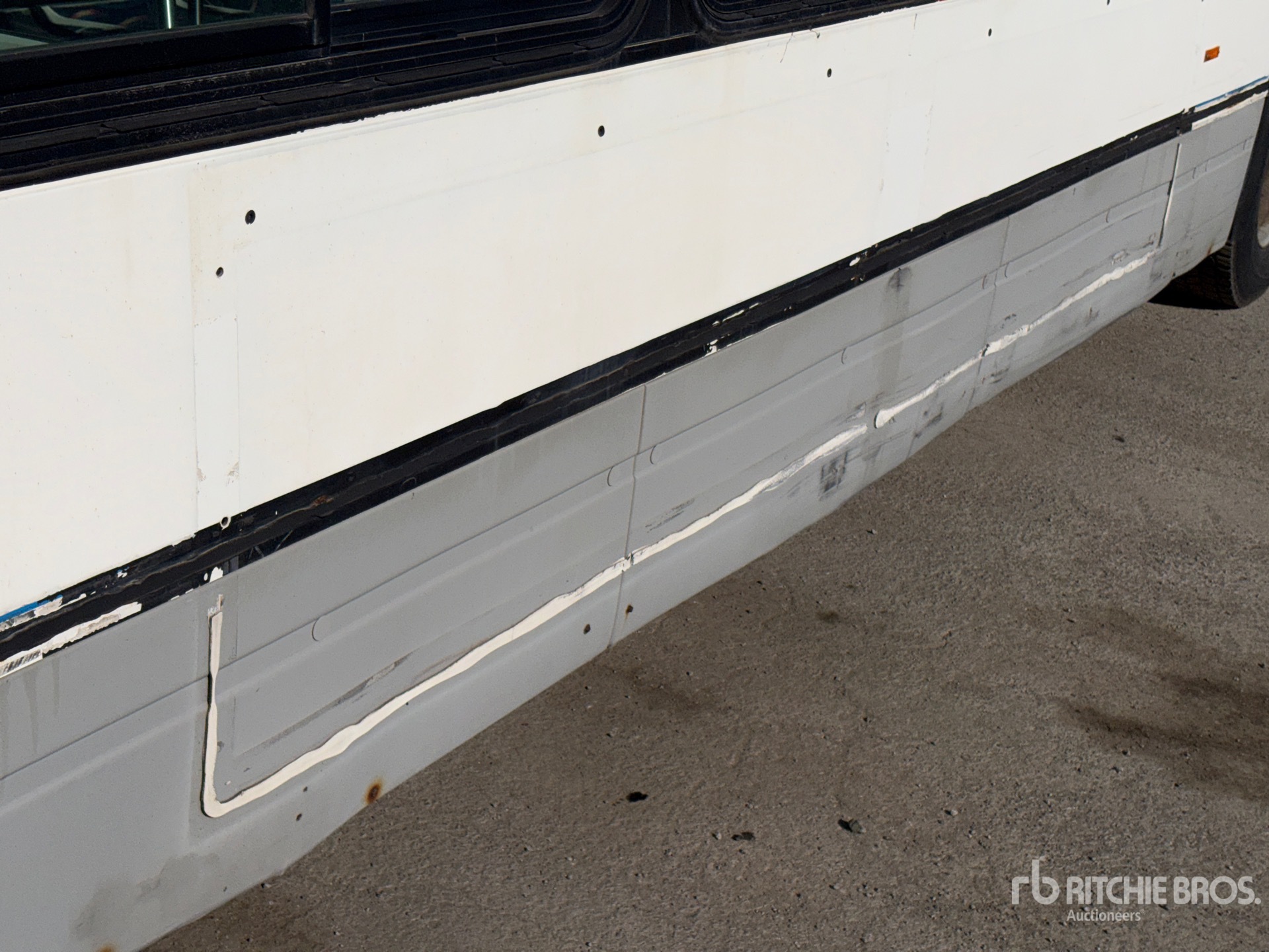 2006 Novabus LFS L1293