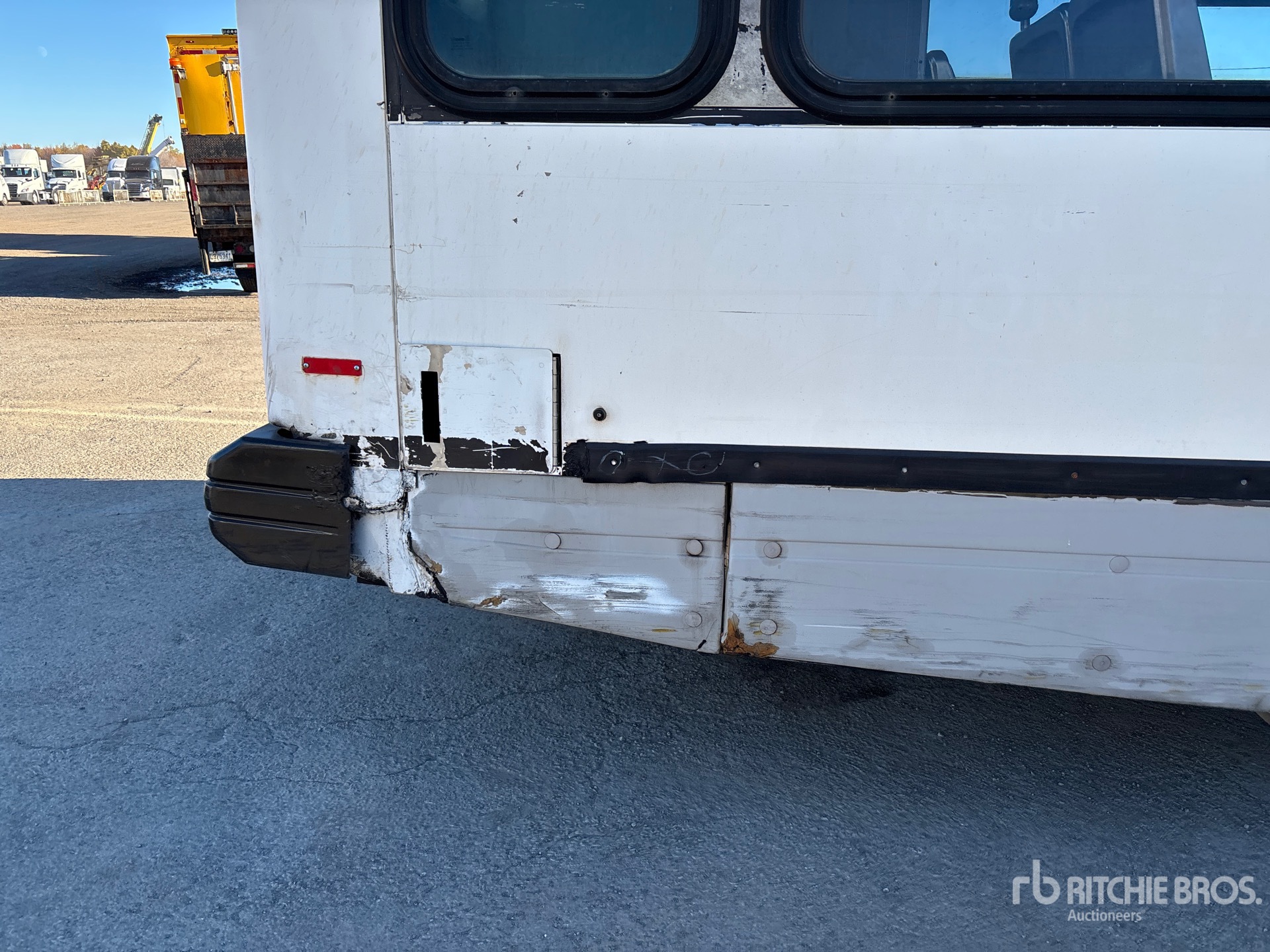 2008 Novabus LFS