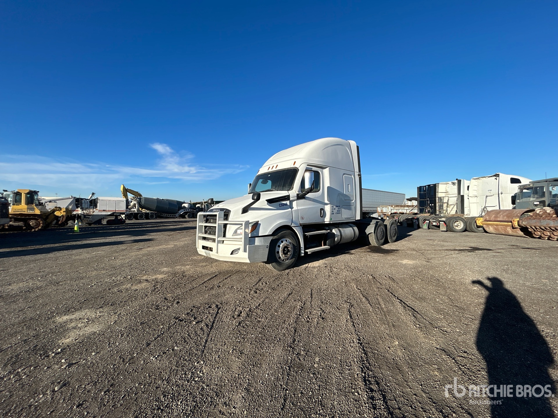 2022 Freightliner CASCADIA 126